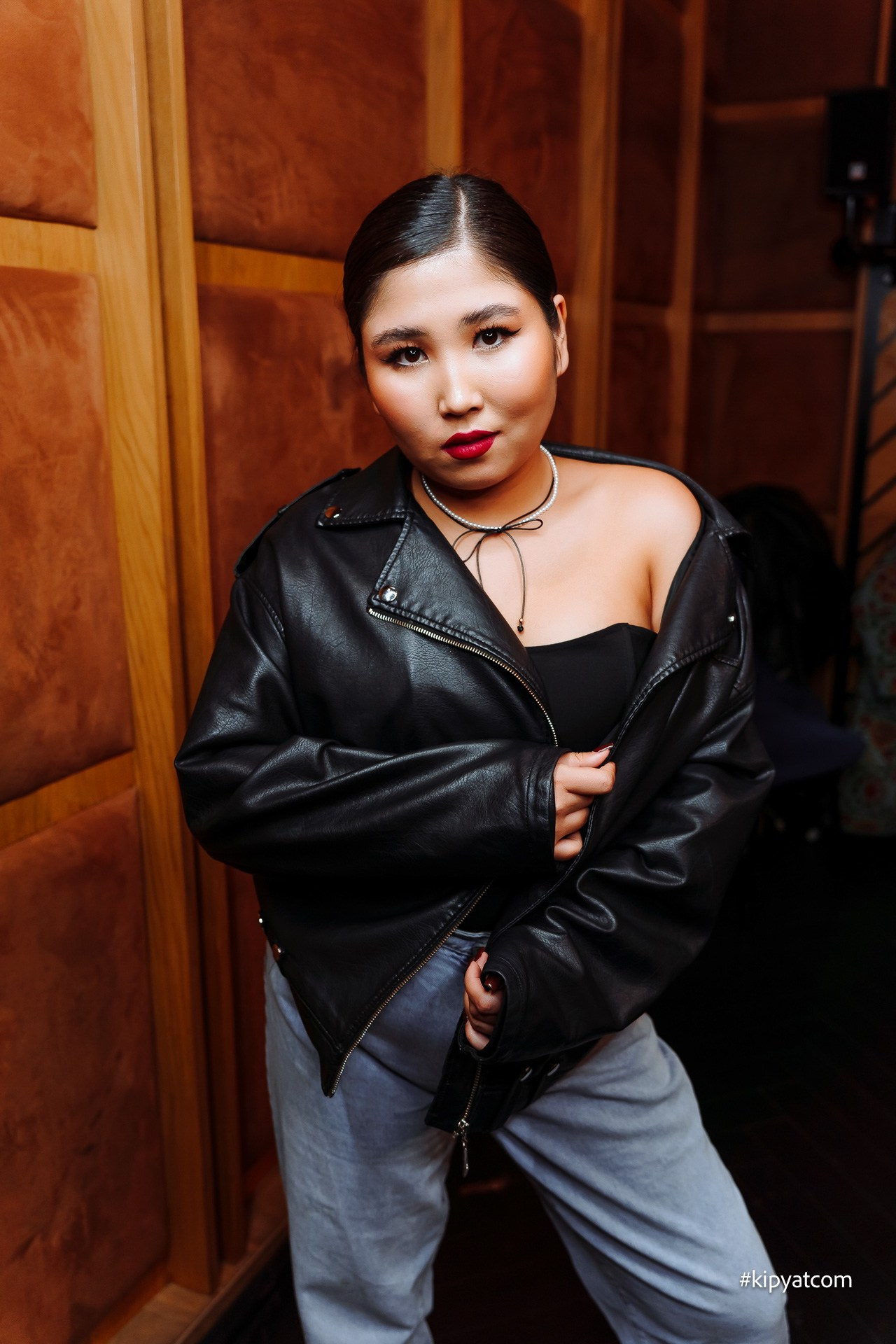 Поиск. Астана Кипятком