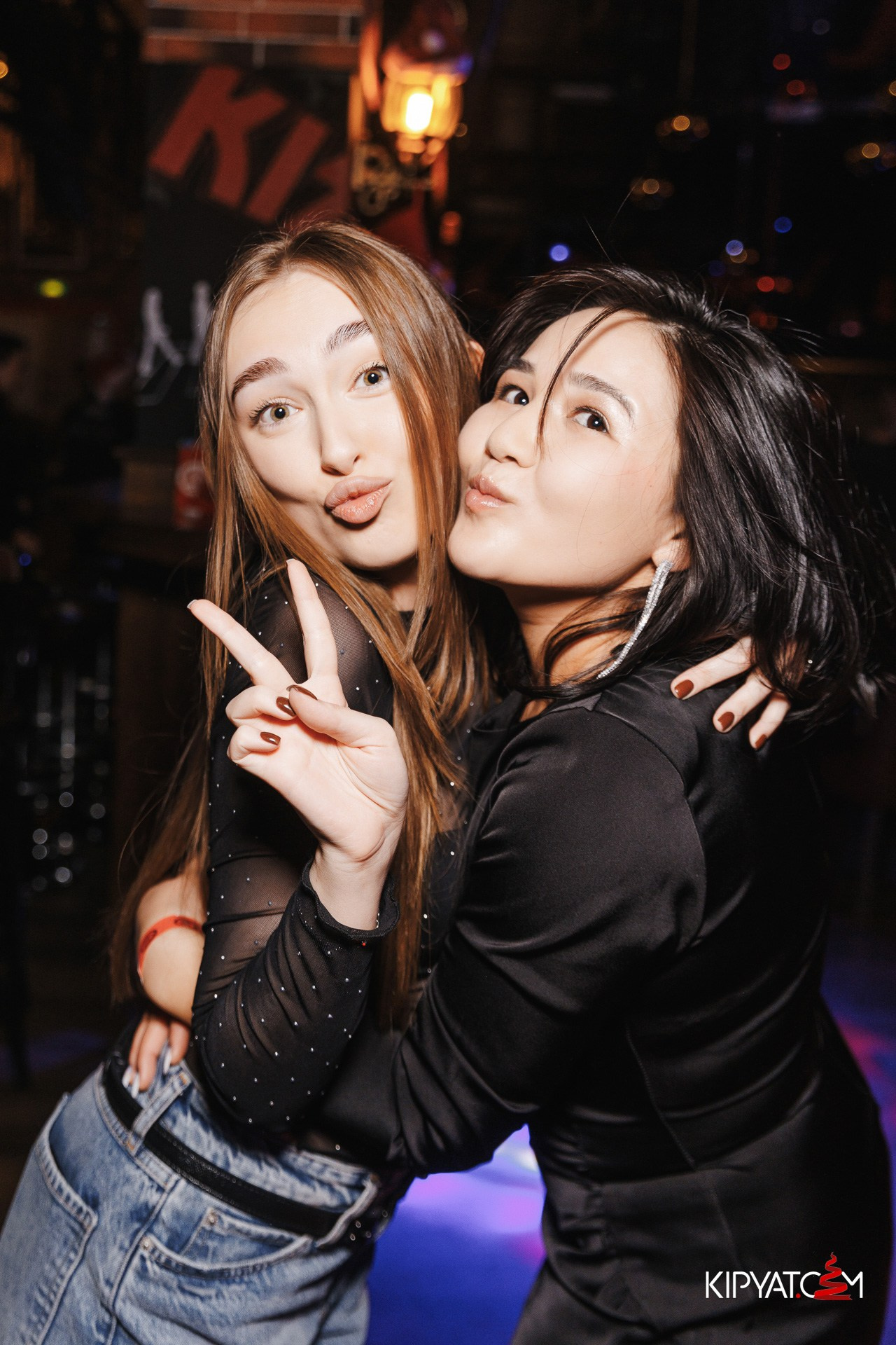 Поиск. Астана Кипятком