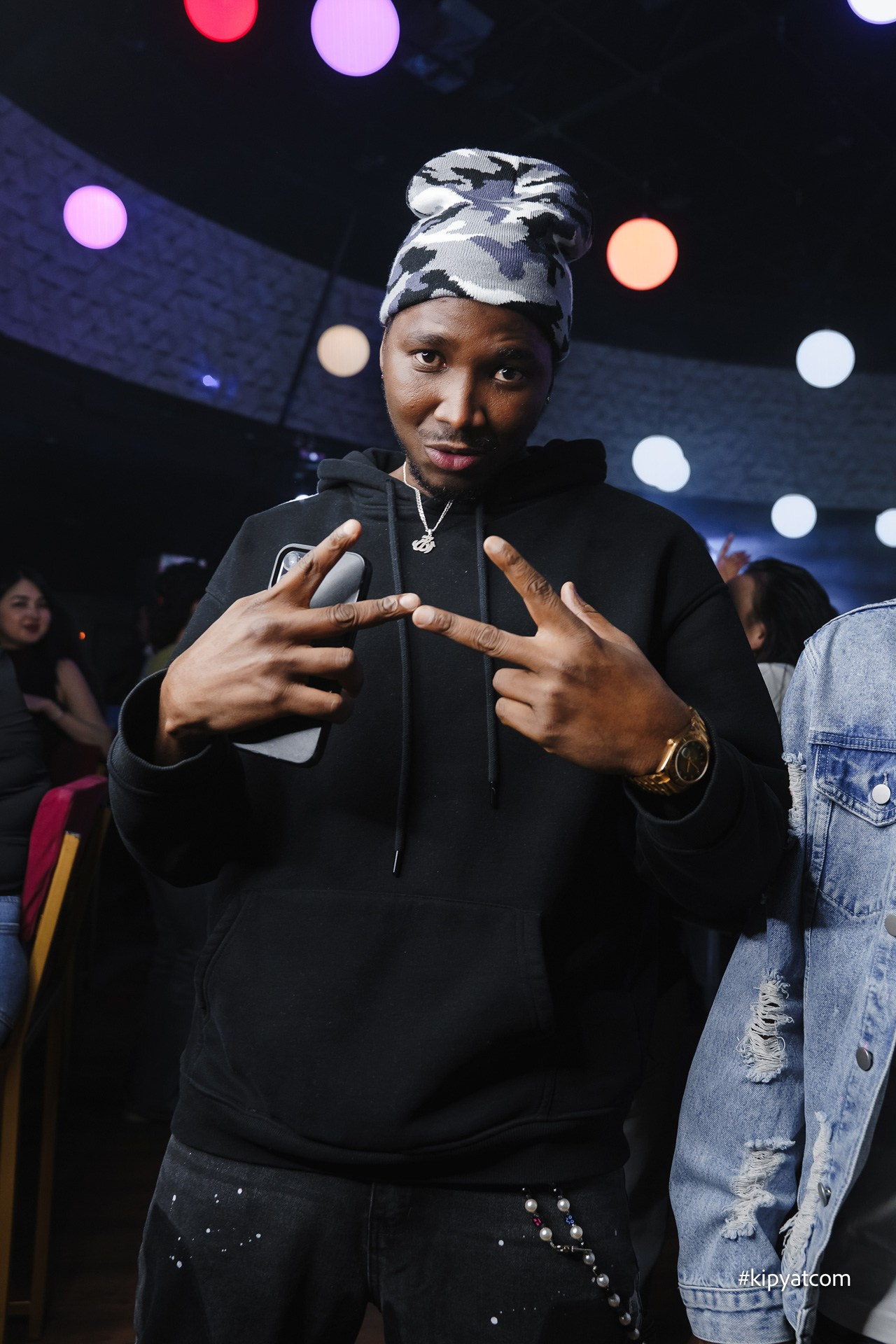 Поиск. Астана Кипятком