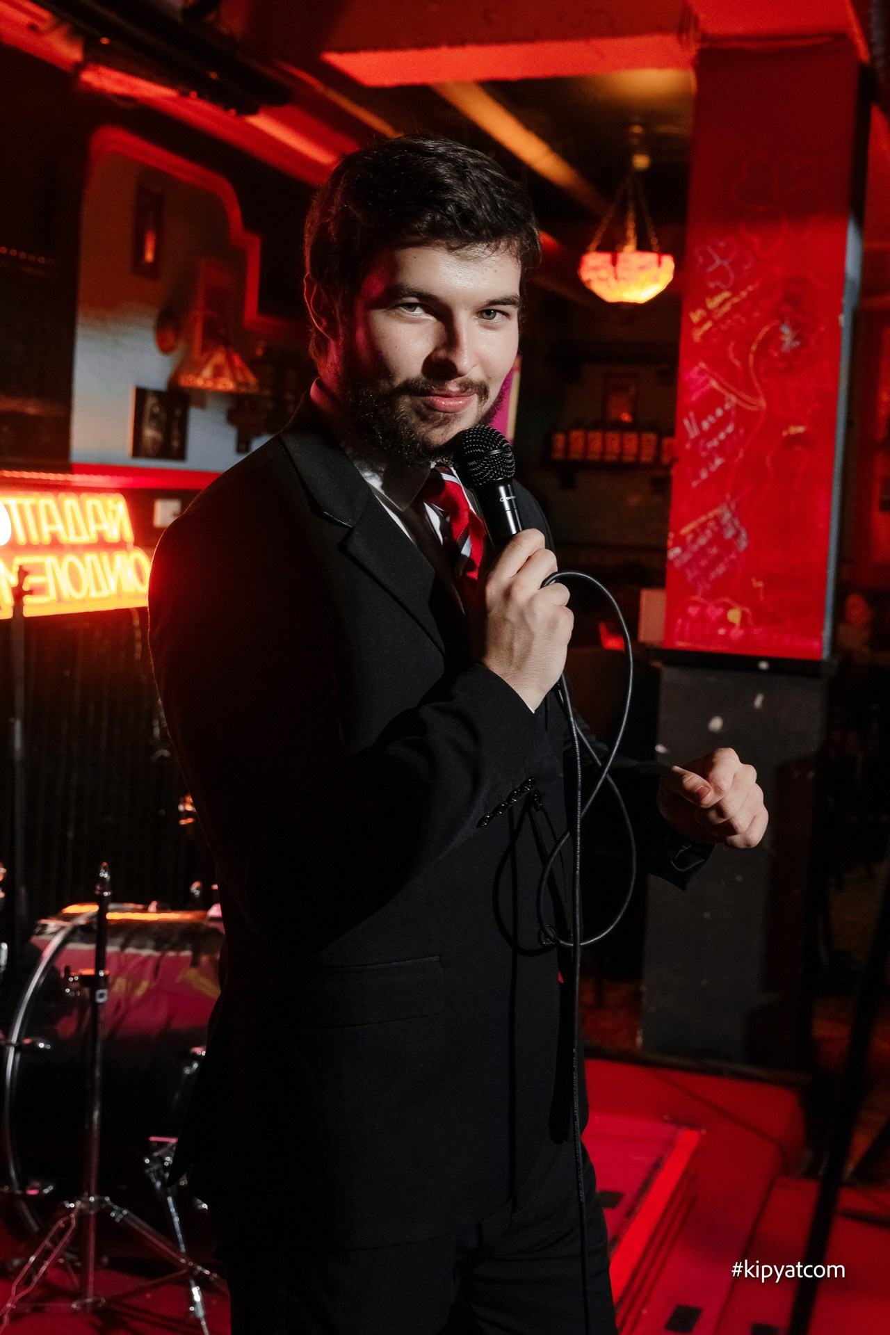 Поиск. Астана Кипятком