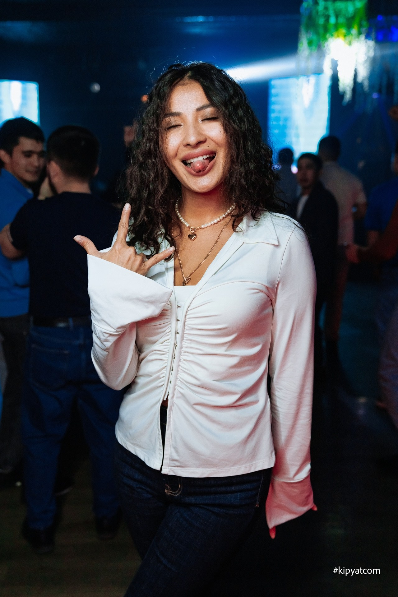 Поиск. Астана Кипятком