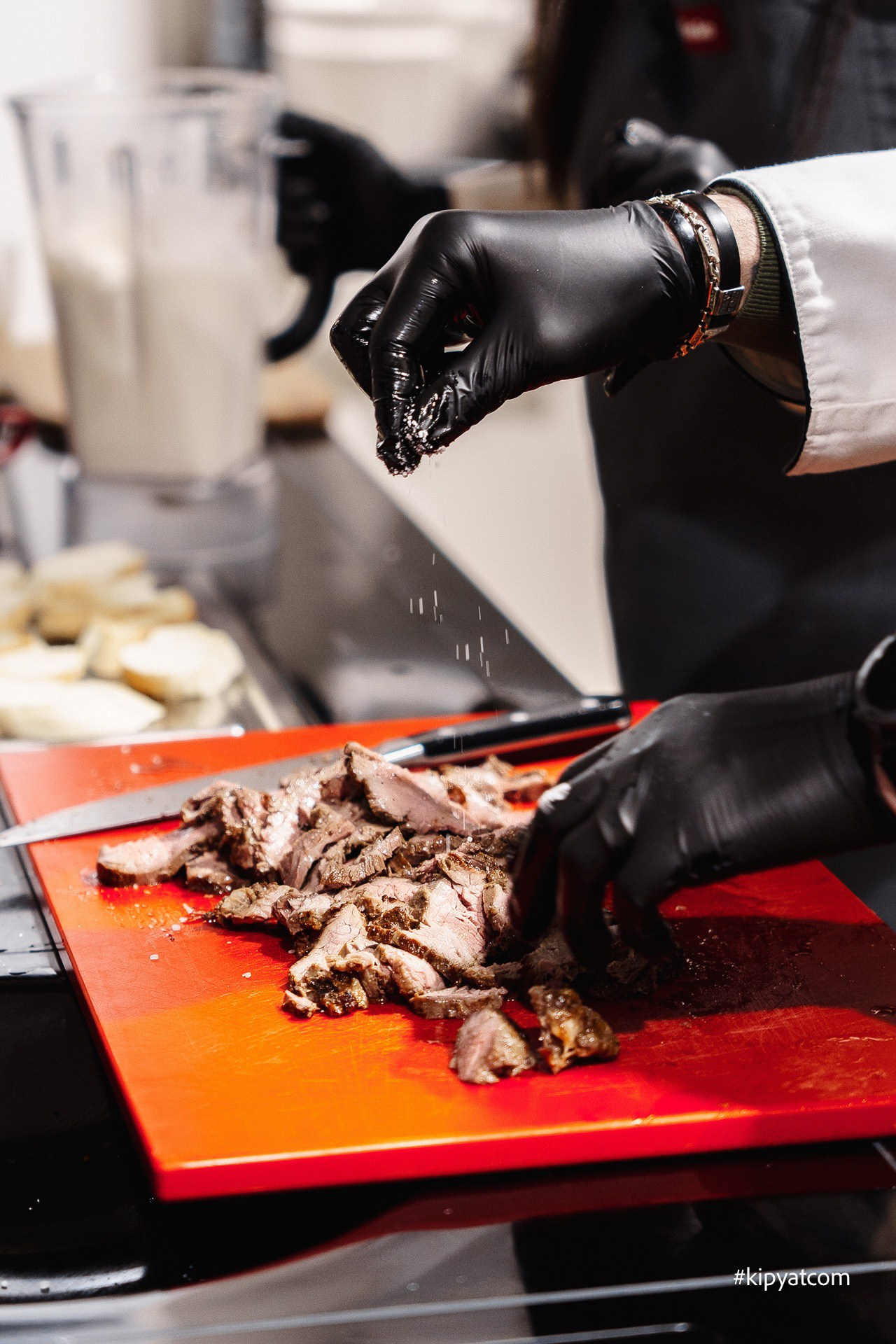 Поиск. Астана Кипятком