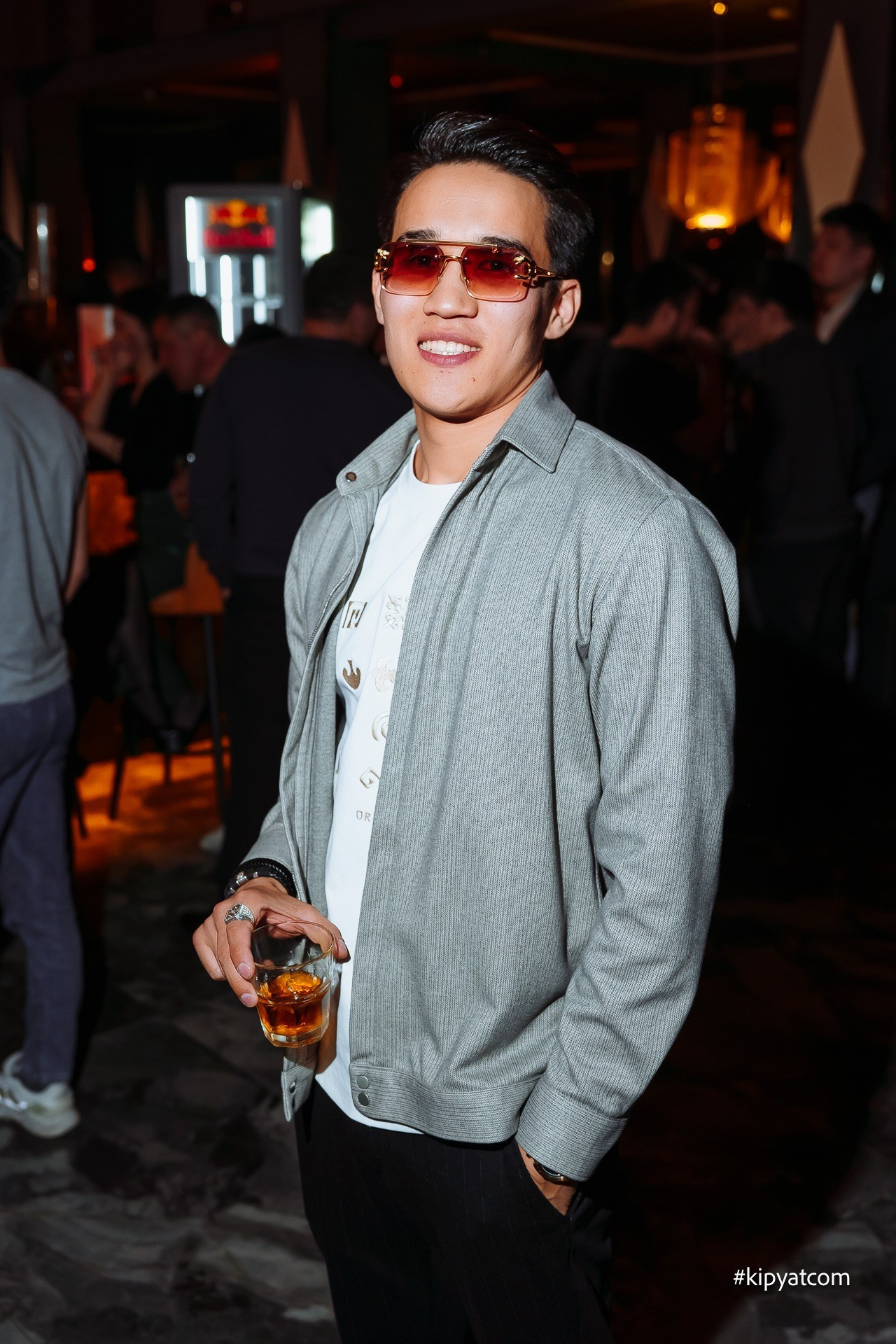 Поиск. Астана Кипятком