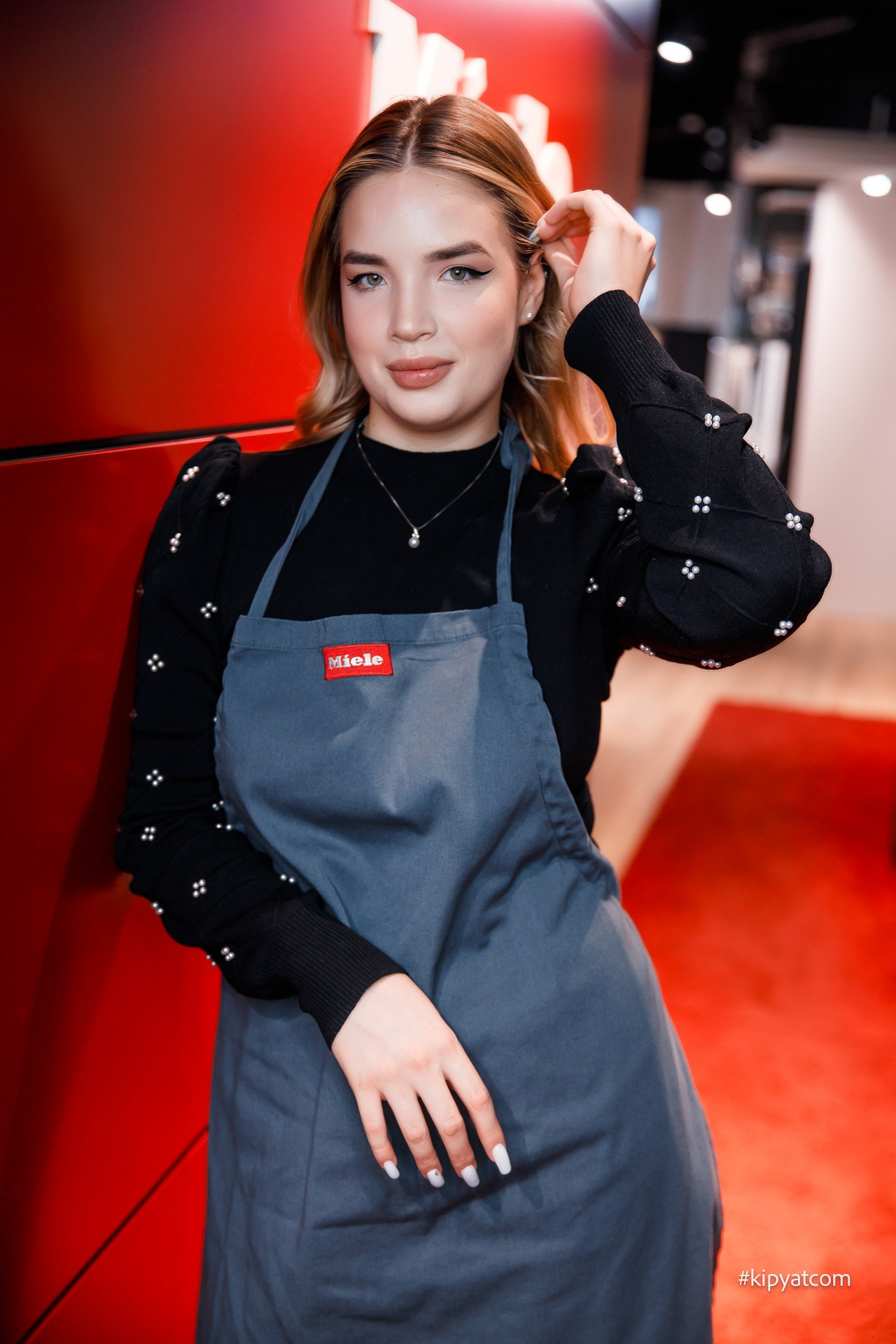 Поиск. Астана Кипятком