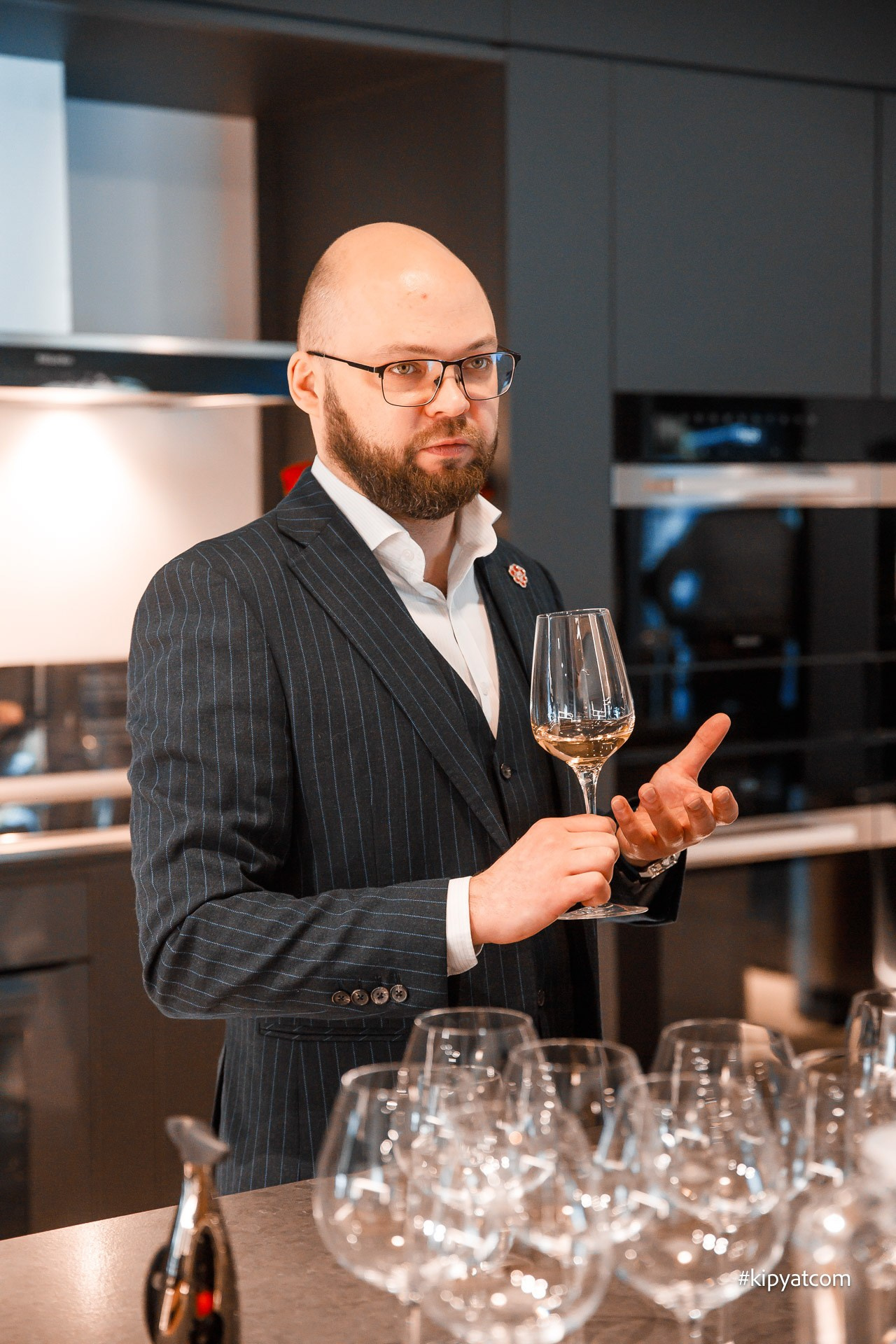 Поиск. Астана Кипятком