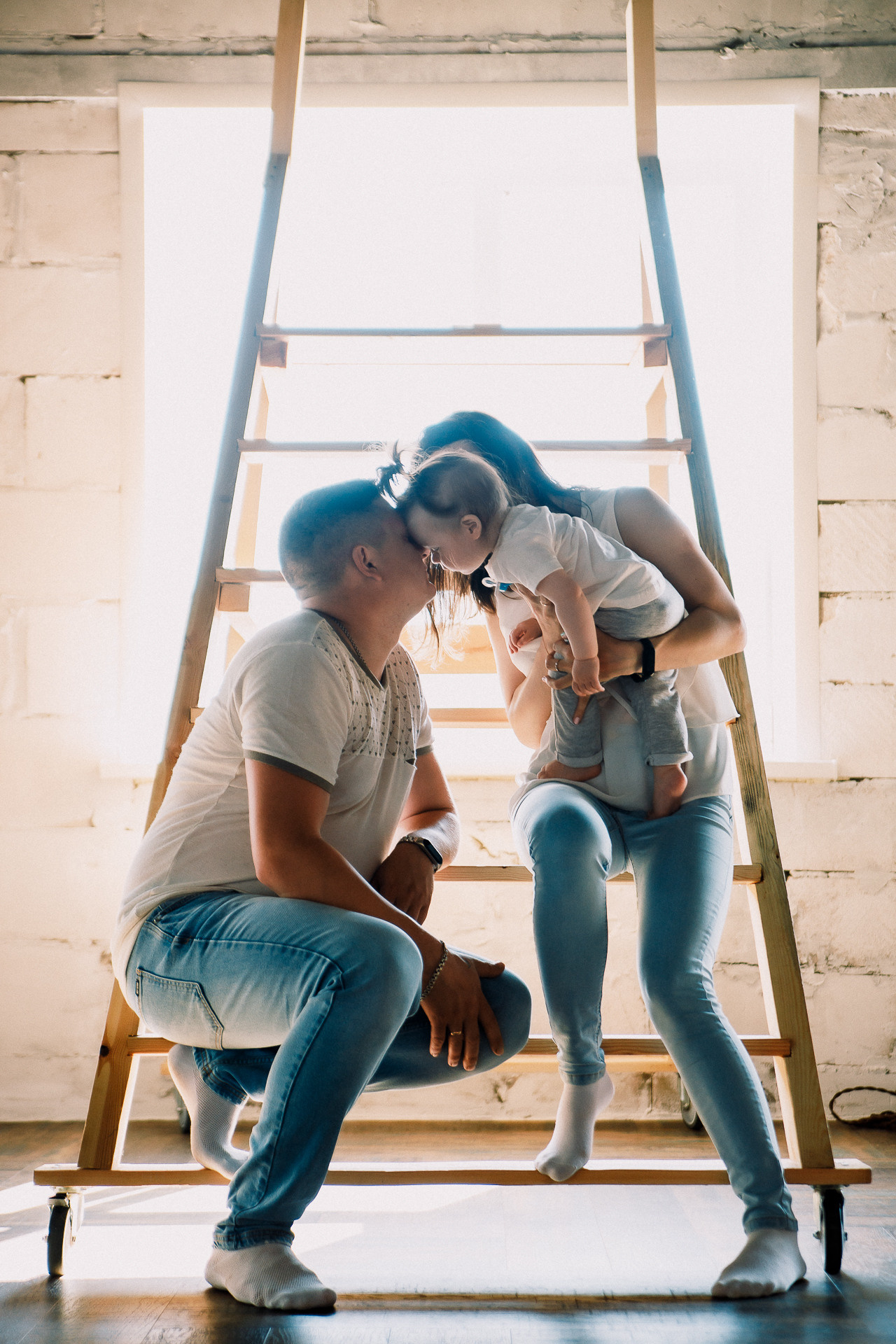 Студийная семейная съёмка