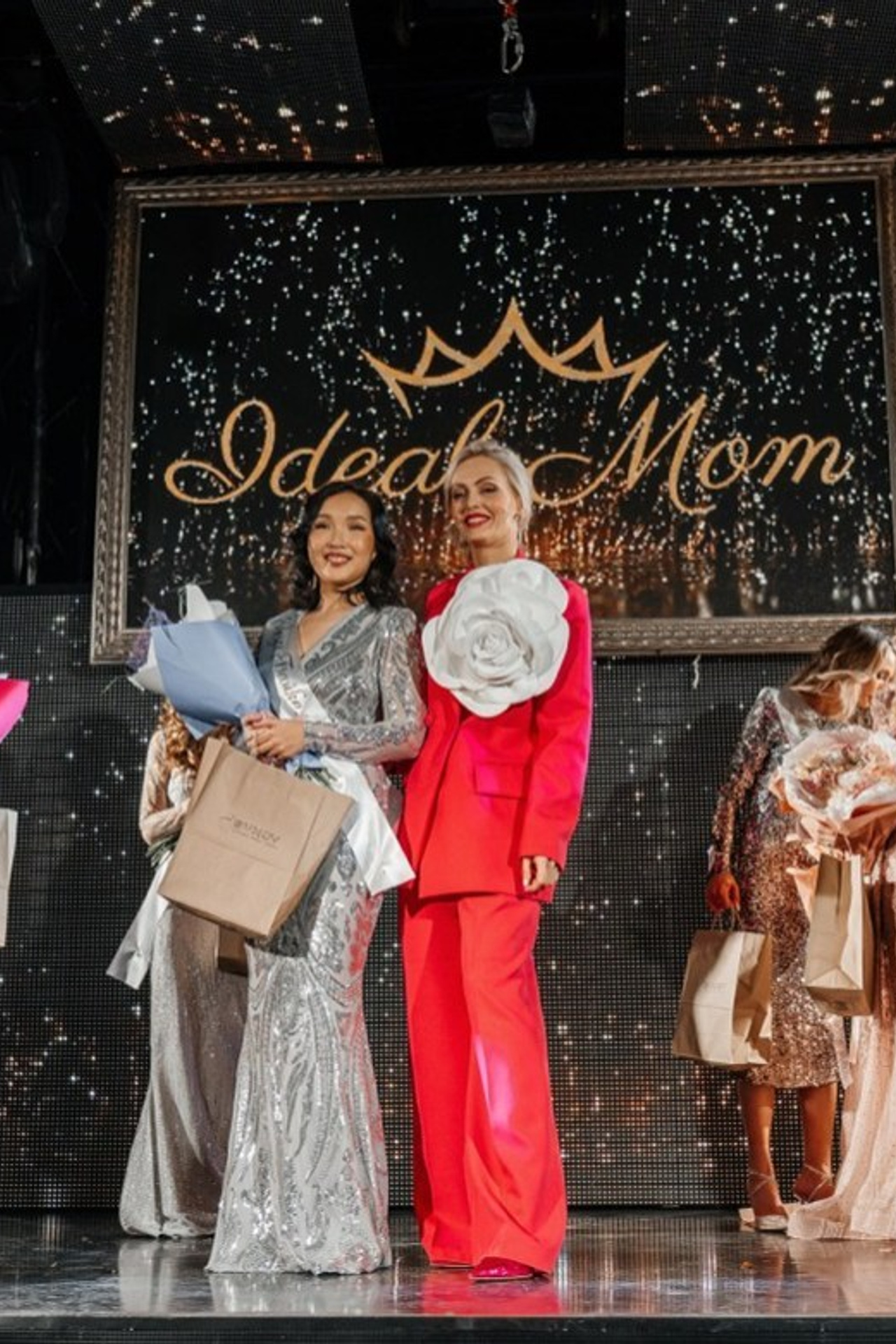 Идеальная мама