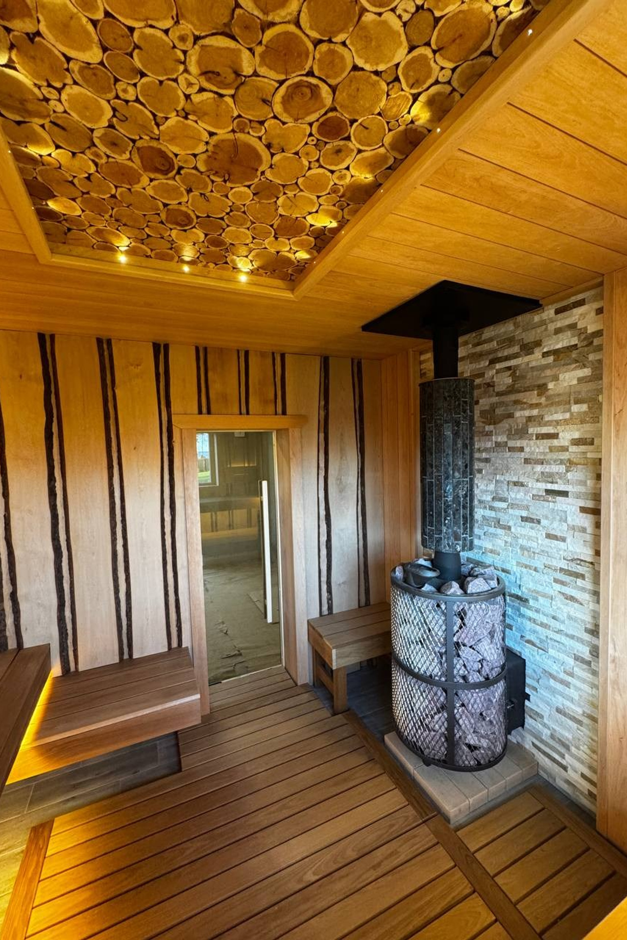 Баня из&nbsp;ольхи и&nbsp;термоосины со&nbsp;слэбами из&nbsp;ольхи