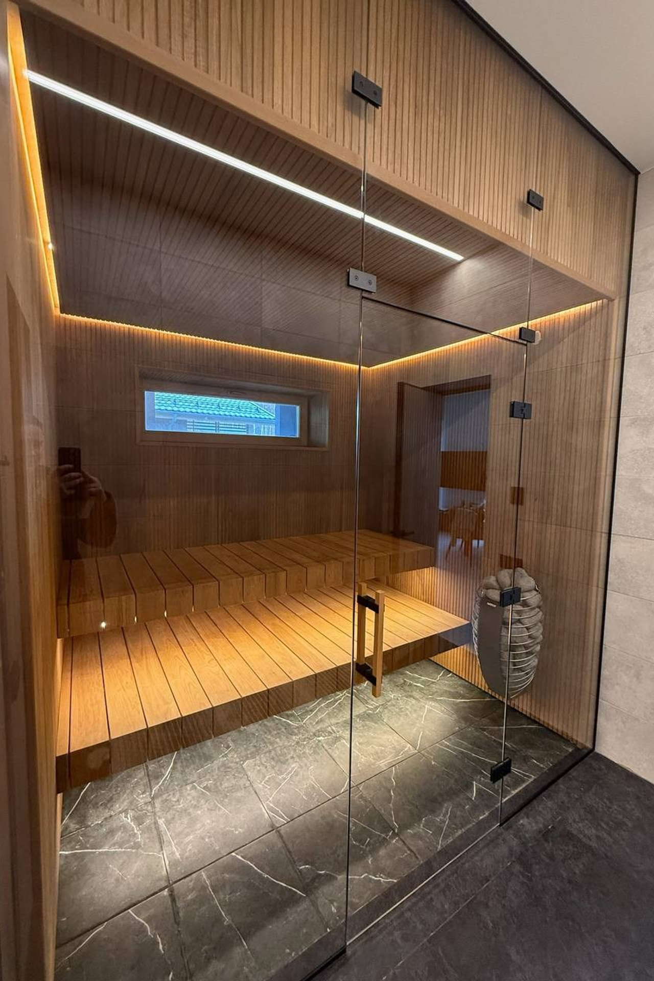 Сауна из&nbsp;африканского фраке с&nbsp;полками из&nbsp;термоосины