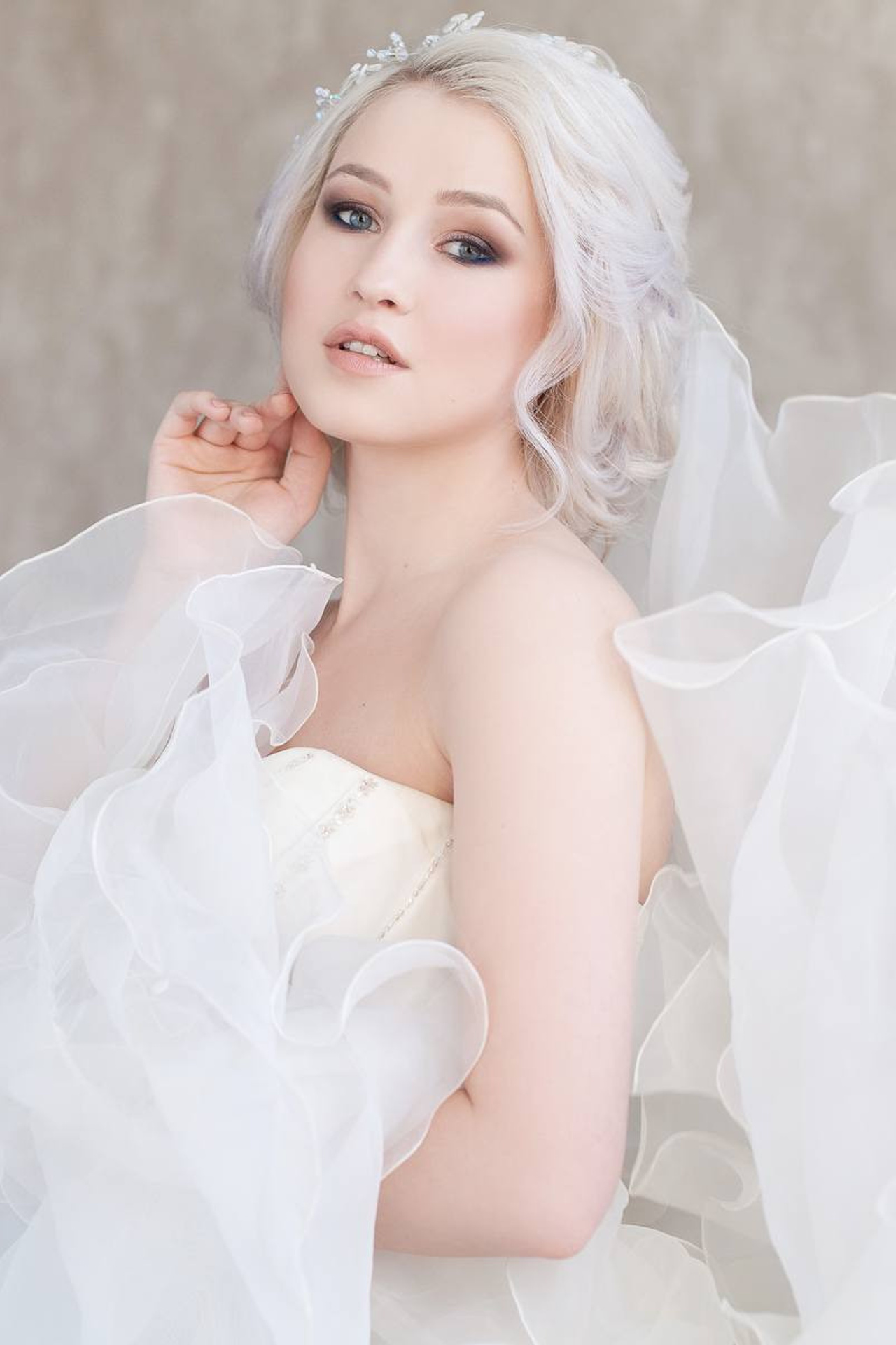 Свадебный стилист- визажист Валерия Гребень. Портфолио. Фотографии. Свадебный стилист, визажист в Серпухове, Москве