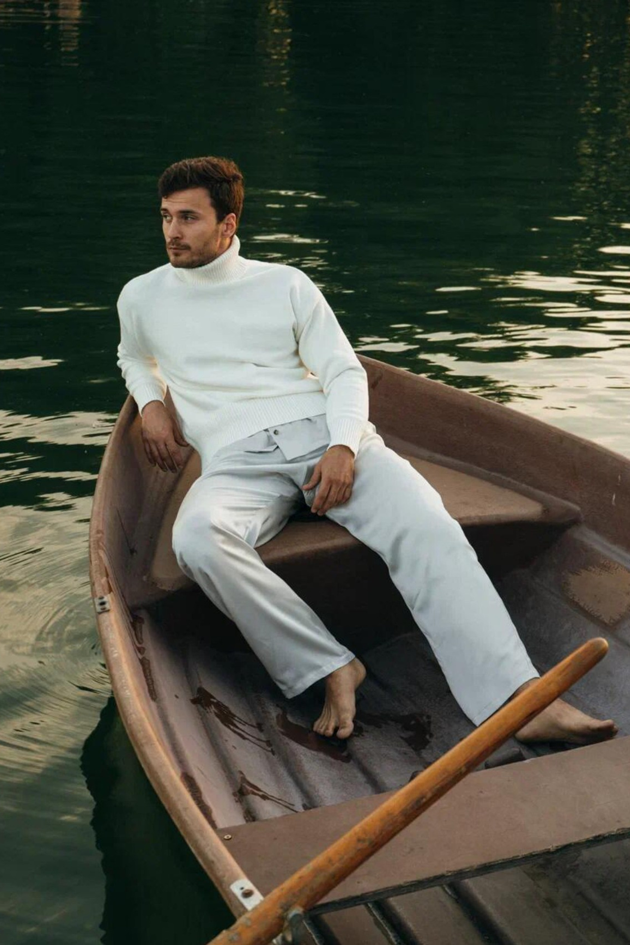 Предметная съемка одежды в Москве: организуем фотографа для создания безупречных товарных фото