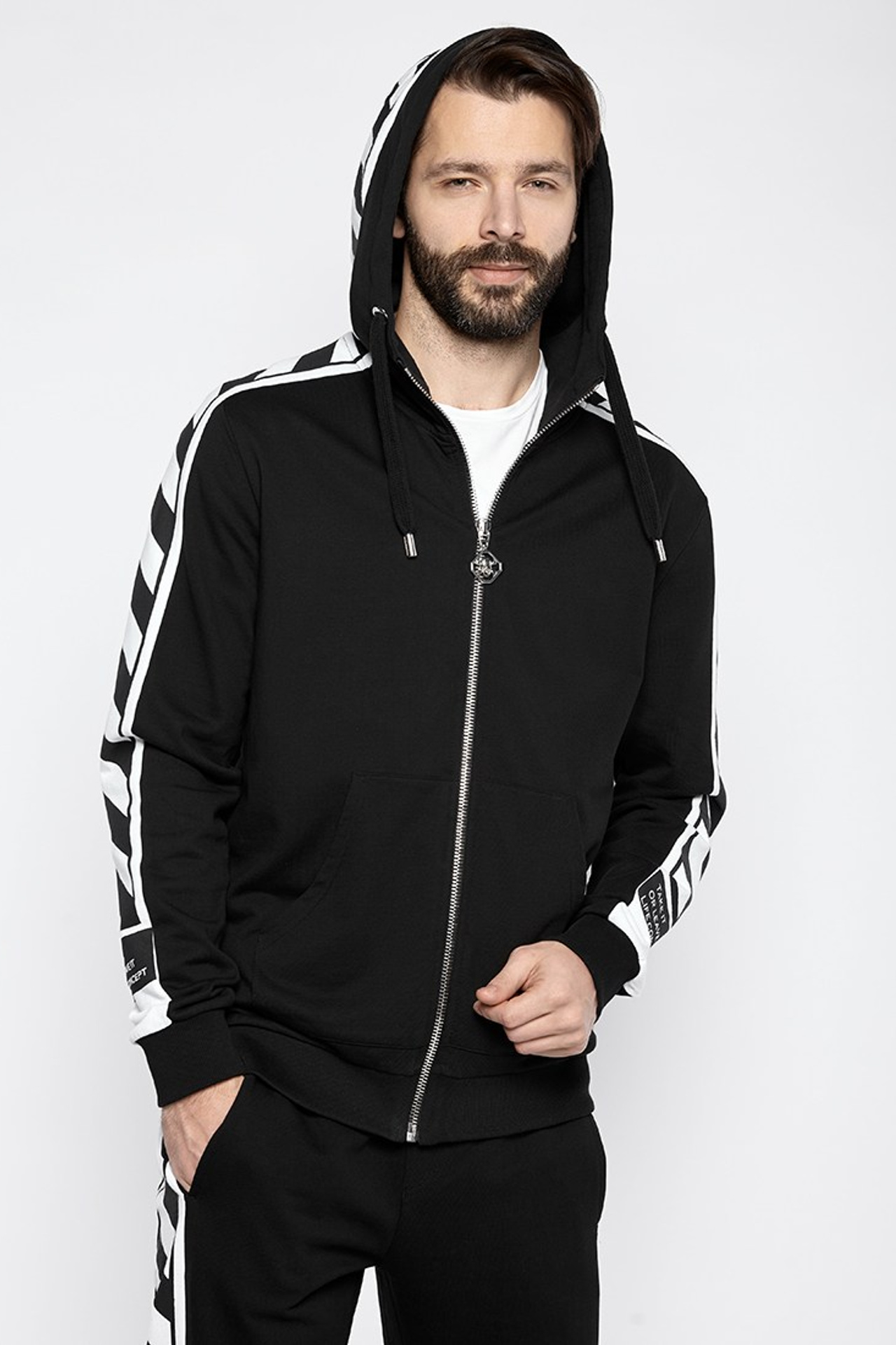 Маркетплейс. Фотограф в Москве Тим Чейз