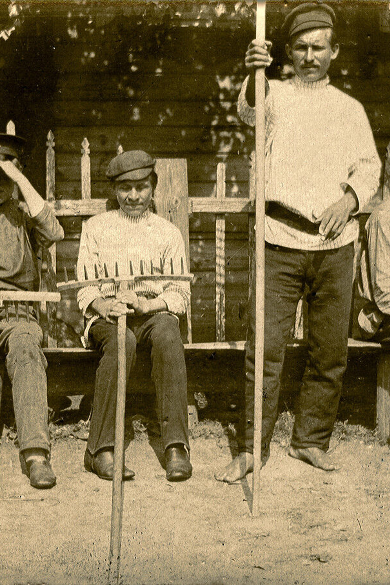 Деревня Сассары. История Назиевского городского поселения