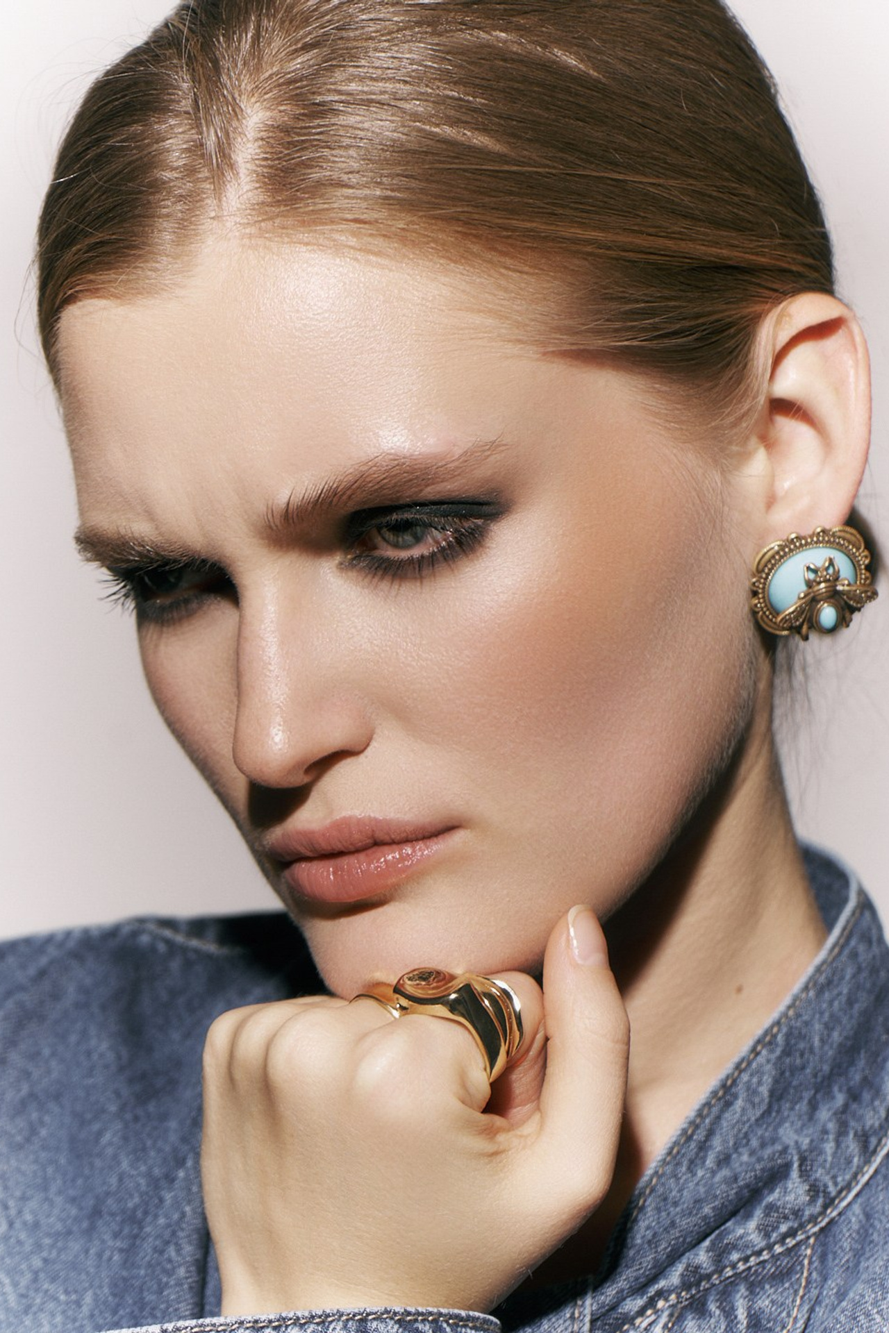 Women. Fashion photographer