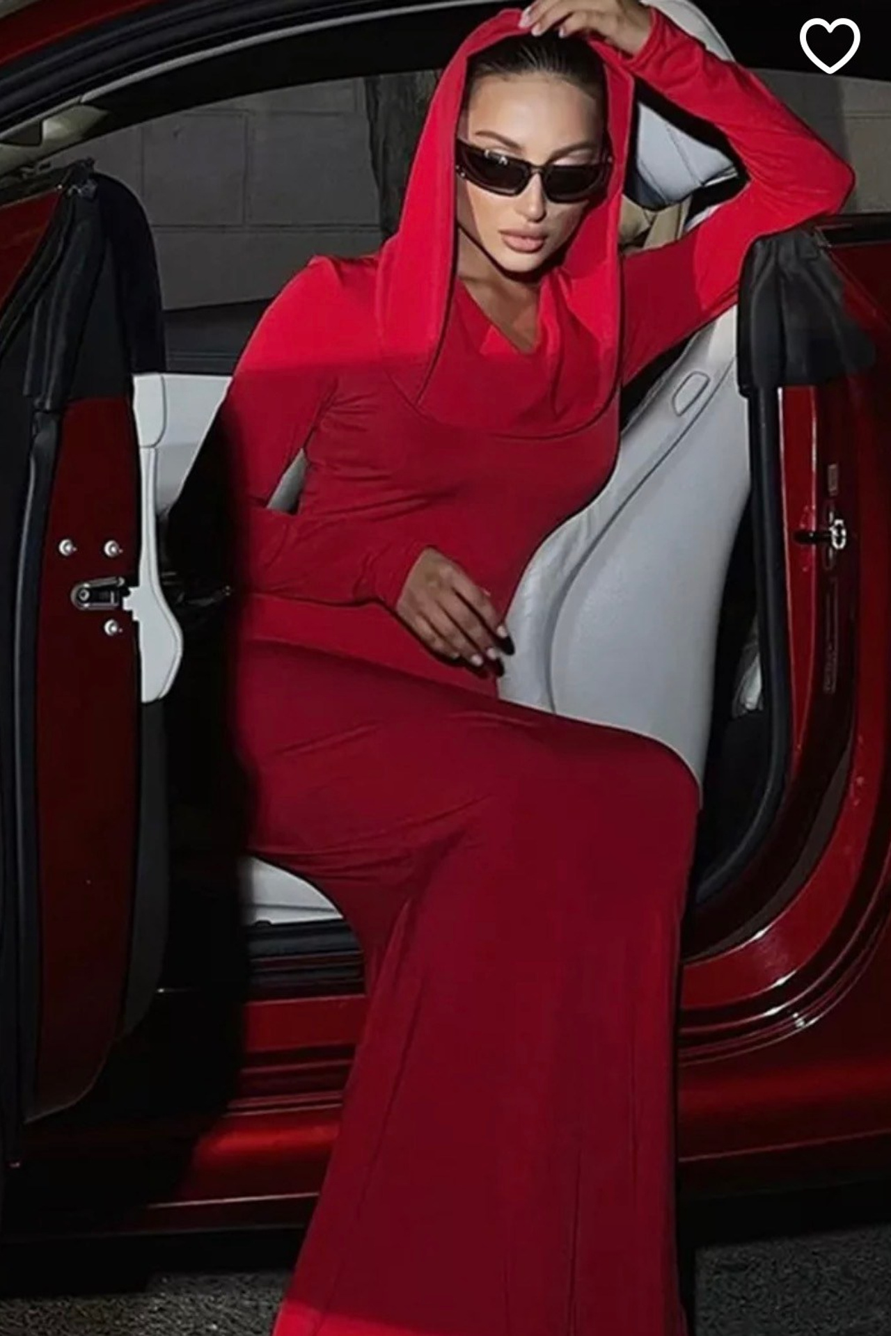 Платье красное. Tatya Lushchyk профессиональный фотограф в Минске. Фотосессия беременности и индивидуальные съемки