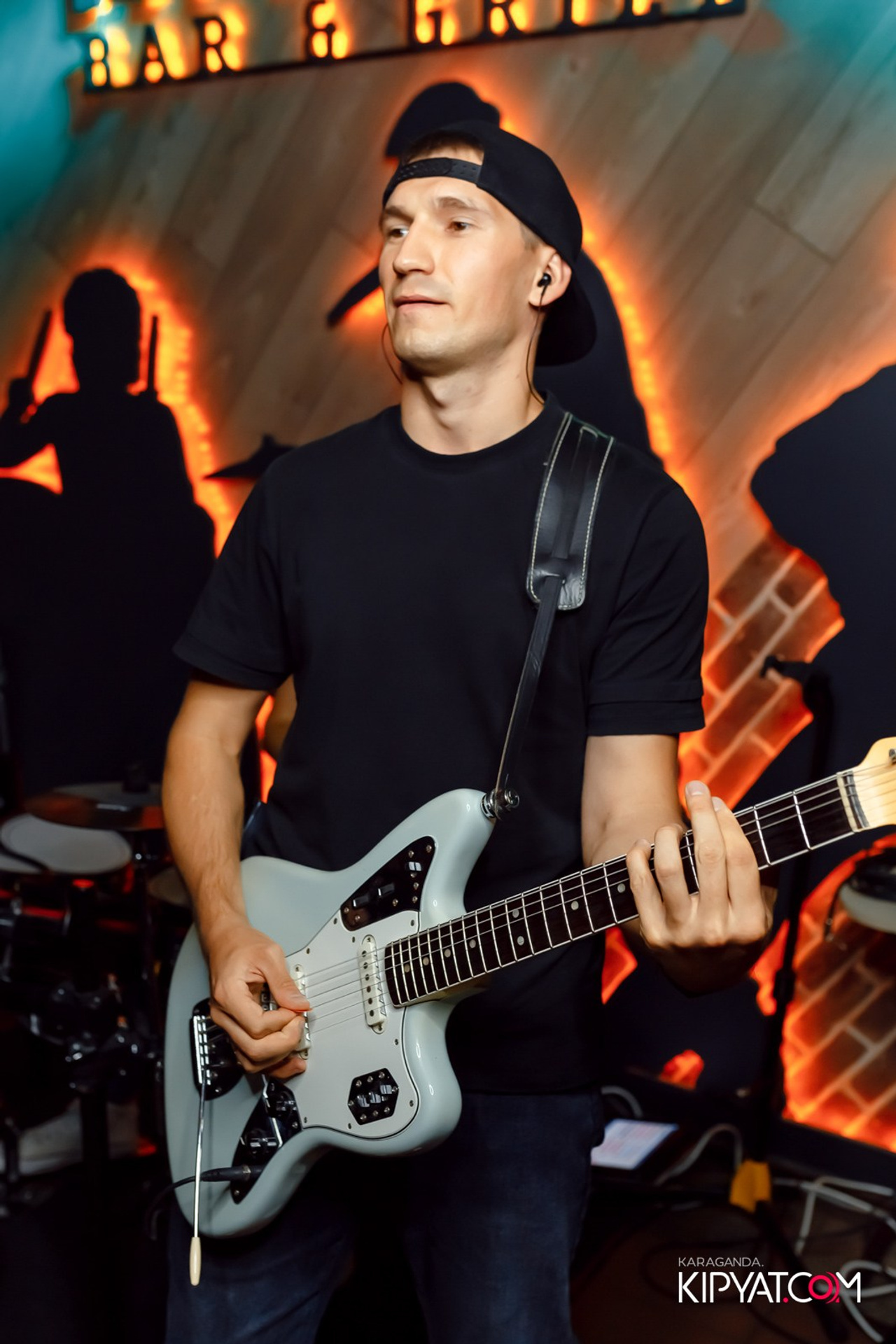 Поиск. Кипятком Караганда