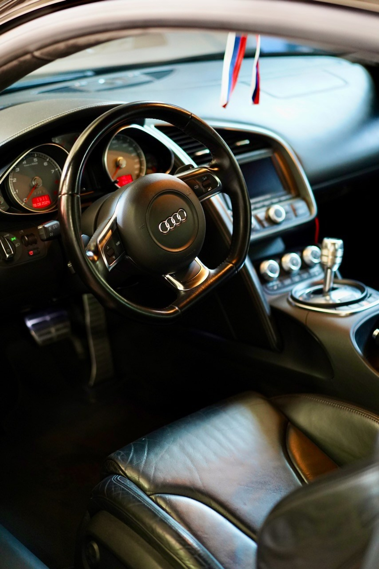 Audi R8. Провыхлоп — Тюнинг и ремонт выхлопных систем в Саратове