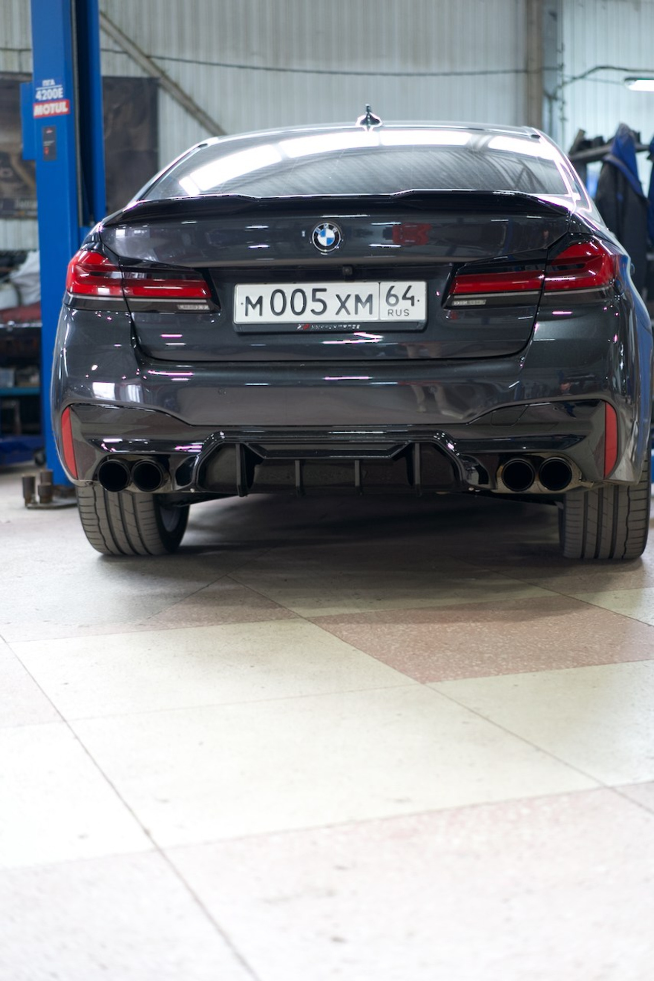 BMW 5. Провыхлоп — Тюнинг и ремонт выхлопных систем в Саратове