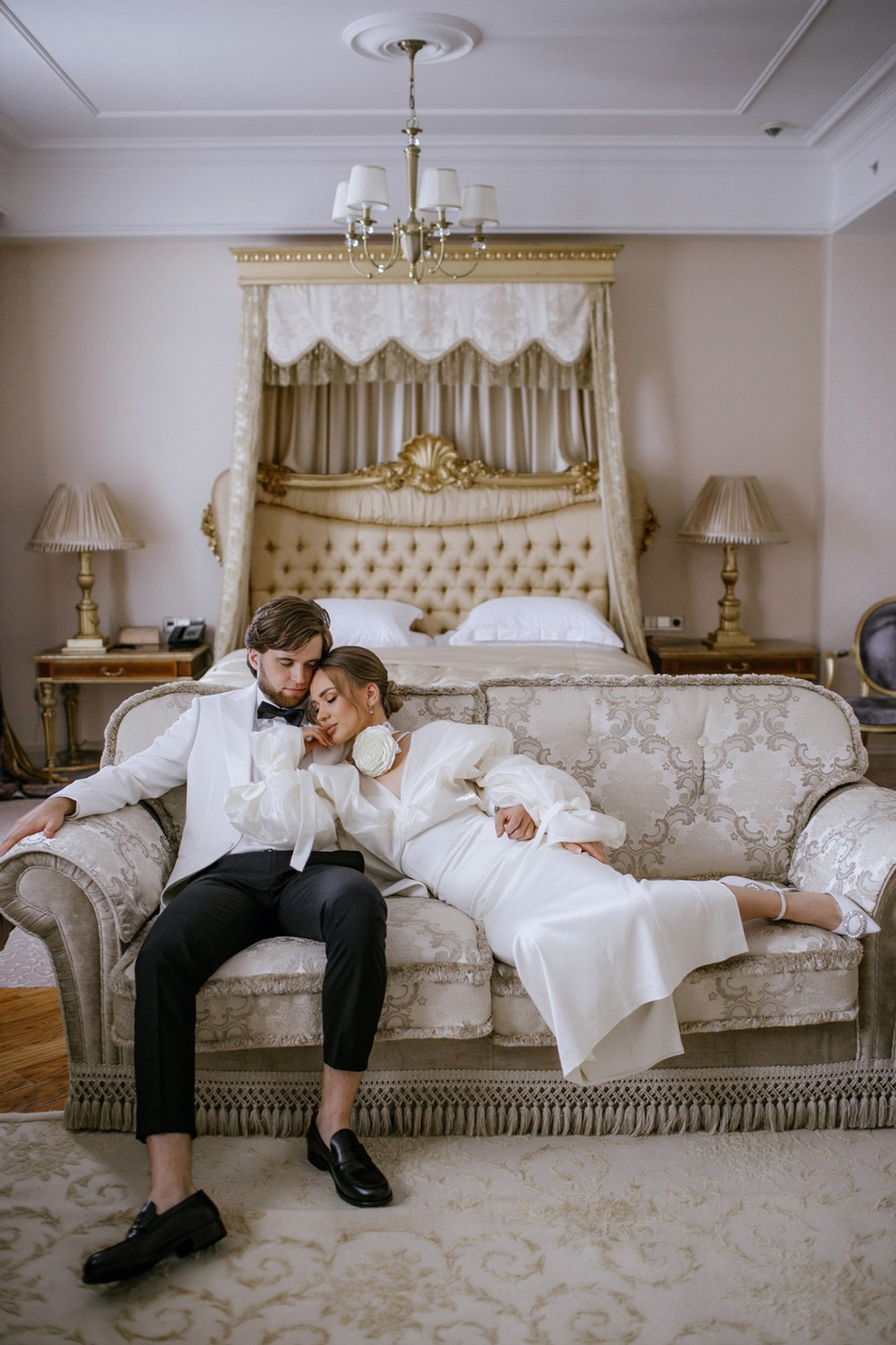 Ника и Никита. Radison