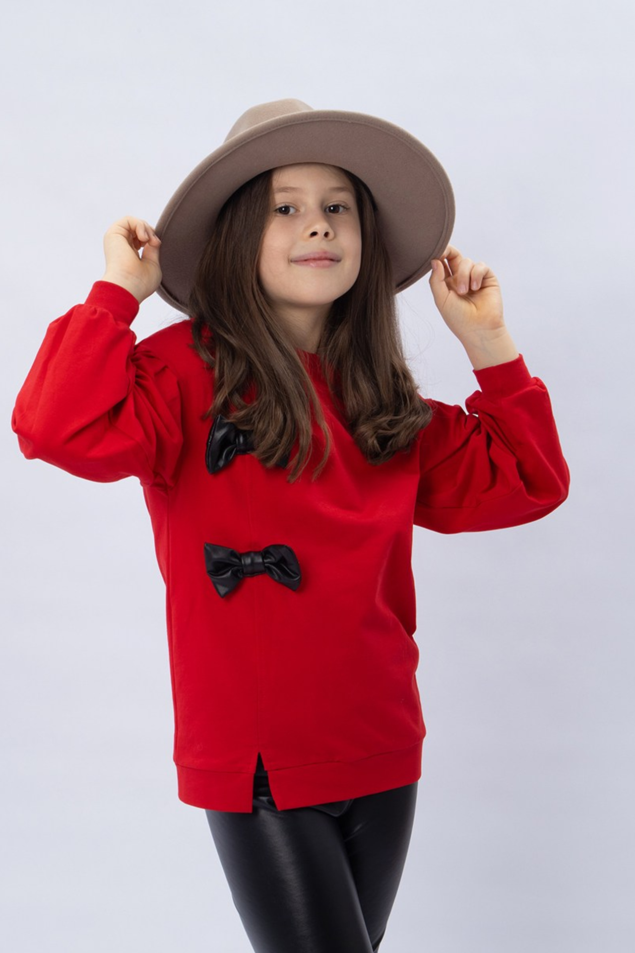 Съёмка детской одежды для маркетплейсов | Фотостудия AURA — фото и видео для Wildberries, Ozon, Яндекс.Маркет. Предметная фотостудия AURA