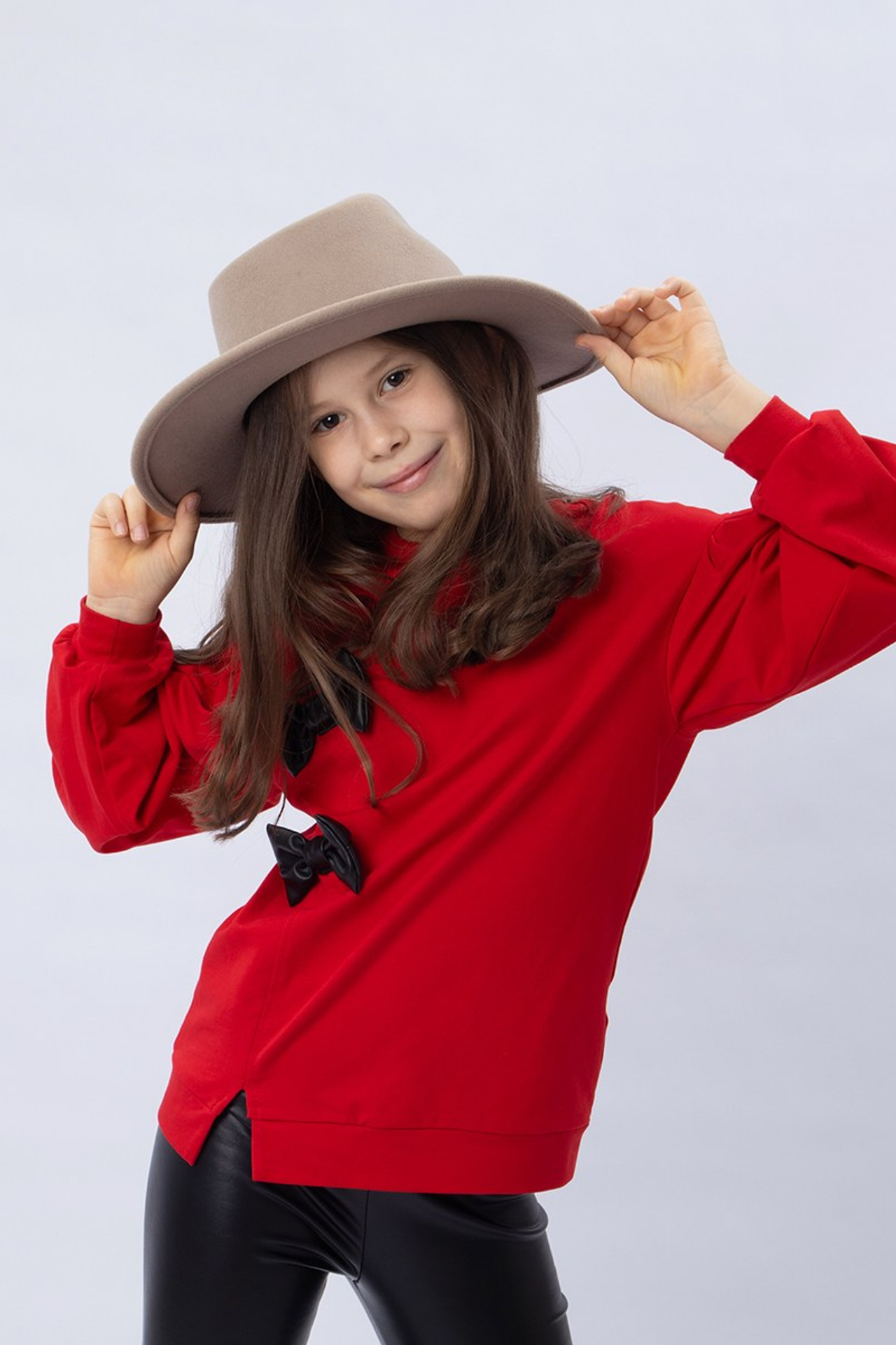 Съёмка детской одежды для маркетплейсов | Фотостудия AURA — фото и видео для Wildberries, Ozon, Яндекс.Маркет. Предметная фотостудия AURA