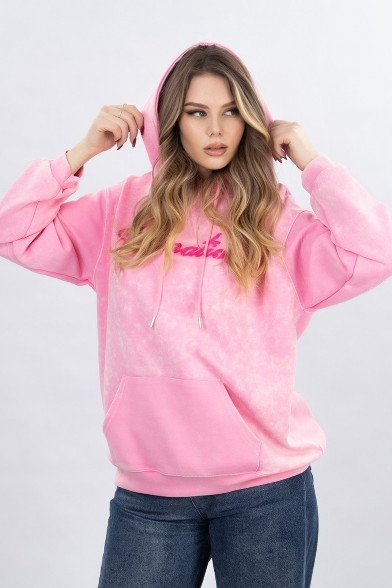 Фотосъёмка одежды и обуви для маркетплейсов | Москва Фотостудия AURA | АУРА. Предметная фотостудия AURA