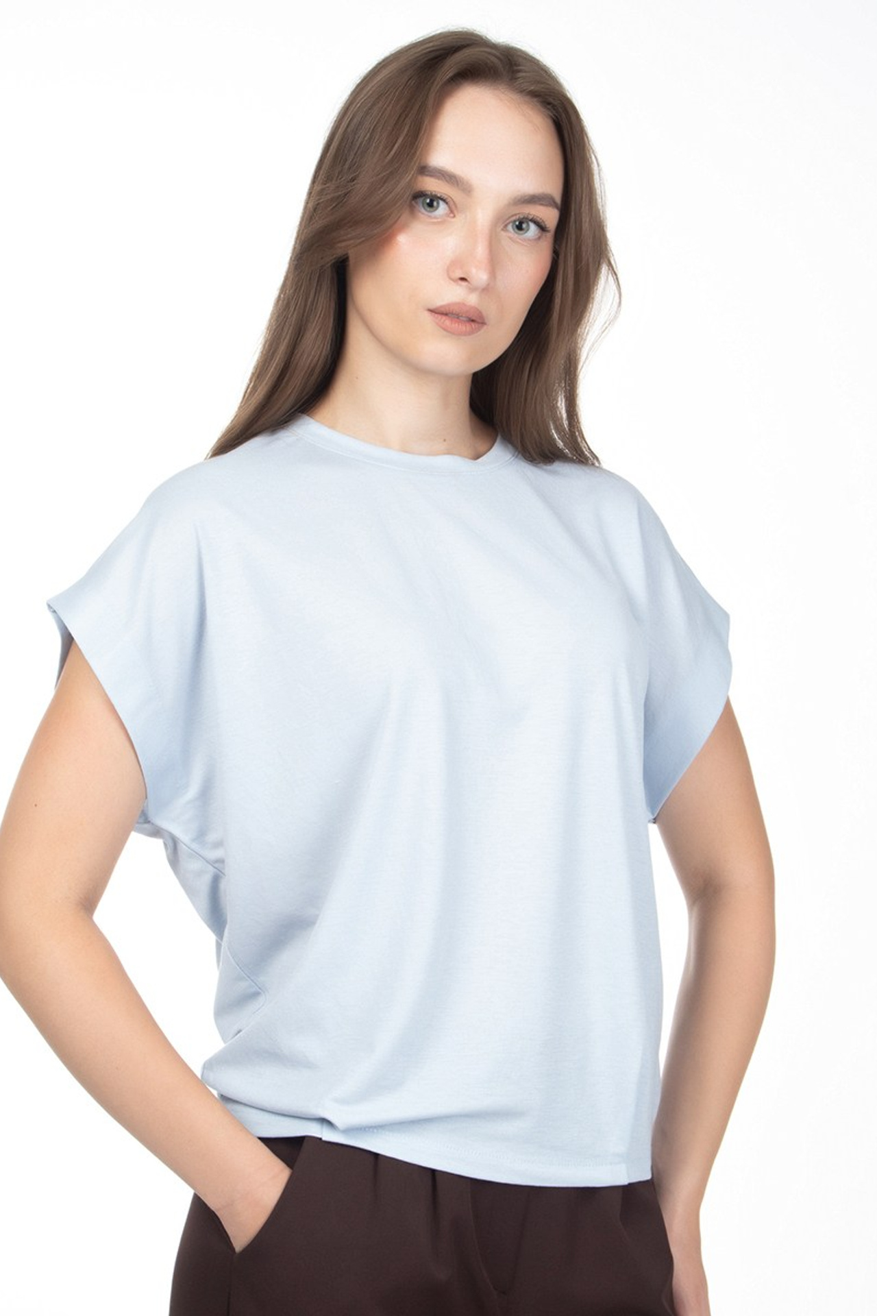 Каталог моделей девушек, женщин. Предметная фотостудия AURA