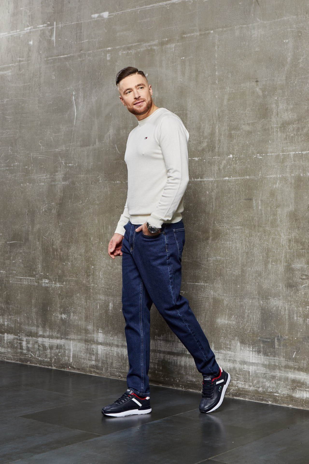 Александр 52 — XL / рост — 190. Предметная фотостудия AURA