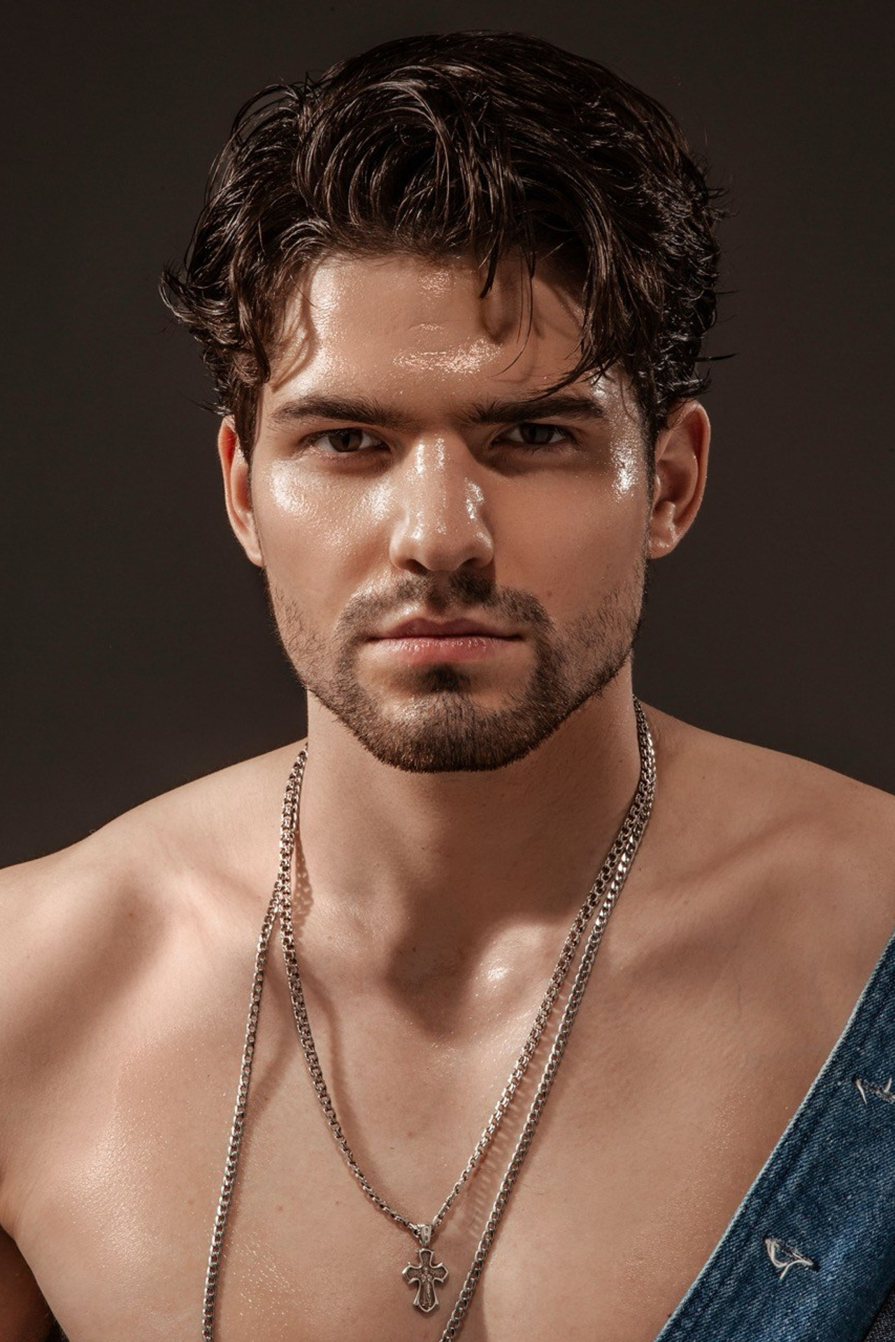 Роман 50 — L / рост — 180. Предметная фотостудия AURA