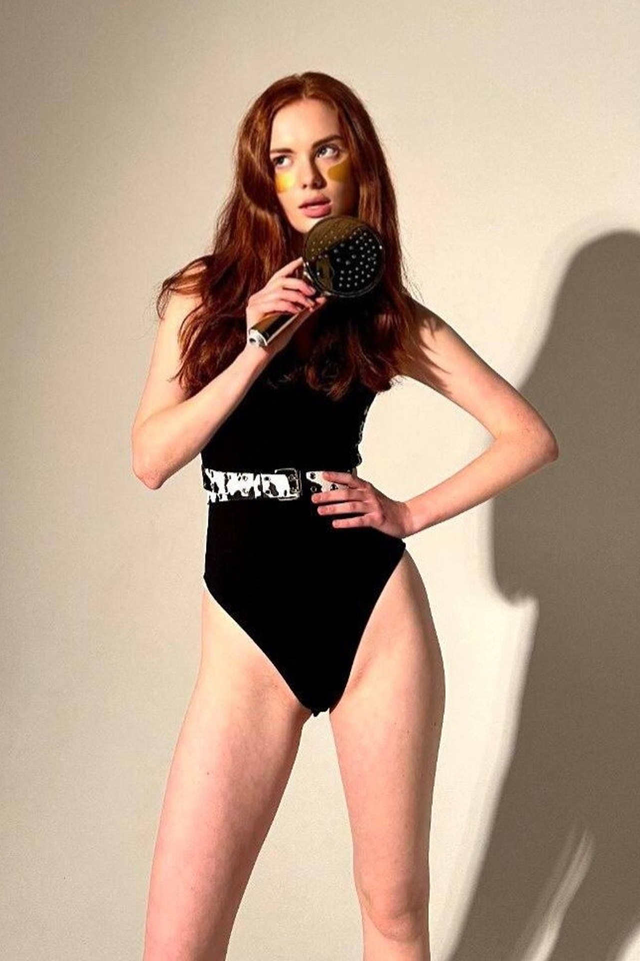 Каталог моделей девушек, женщин для маркетплейсов. Предметная фотостудия AURA