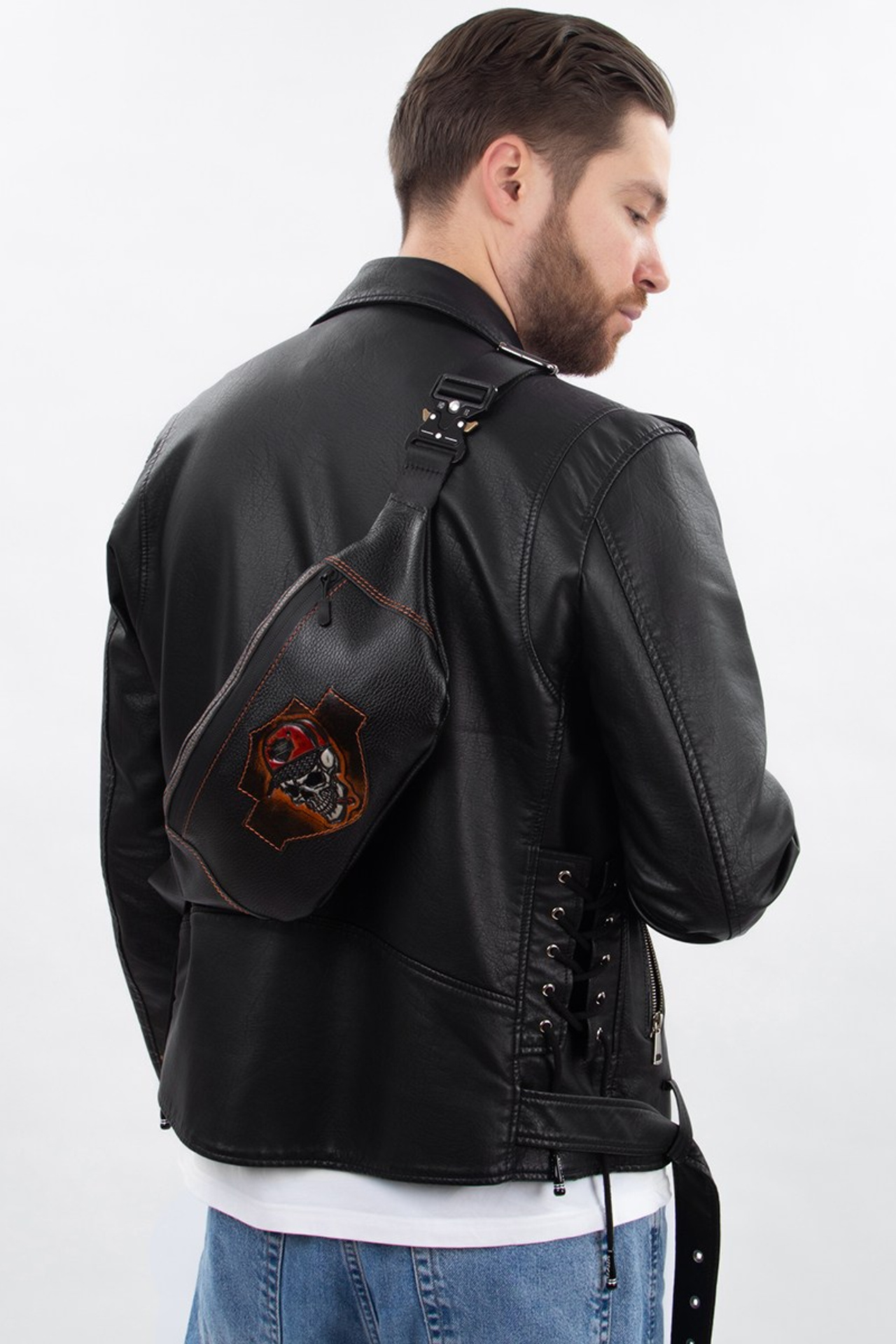 Фотосъёмка товаров с моделью для маркетплейсов | Москва | Фотостудия AURA | АУРА. Предметная фотостудия AURA