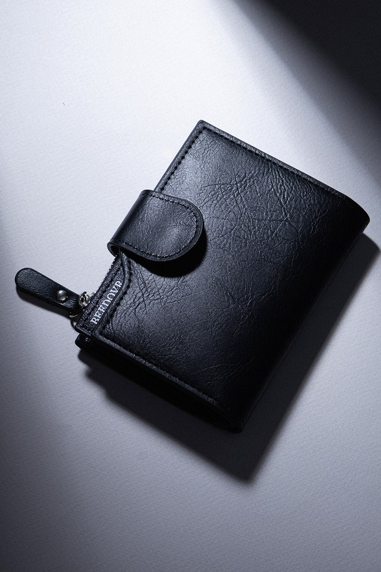 Фото сумок и аксессуаров для маркетплейсов | Фотограф в Москве Фотостудия AURA | АУРА. Предметная фотостудия AURA