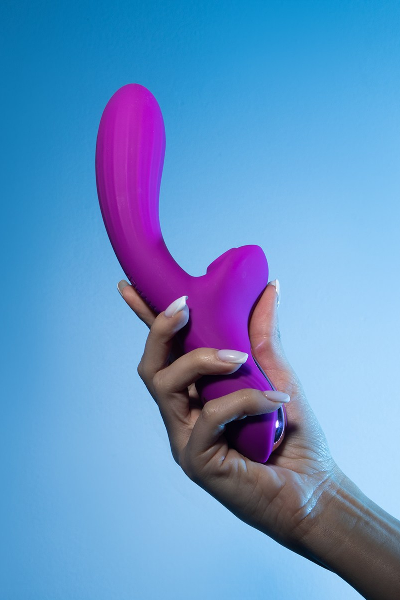 Профессиональная съёмка товаров 18+ (интим товаров) для маркетплейсов | Фотостудия AURA. Предметная фотостудия AURA