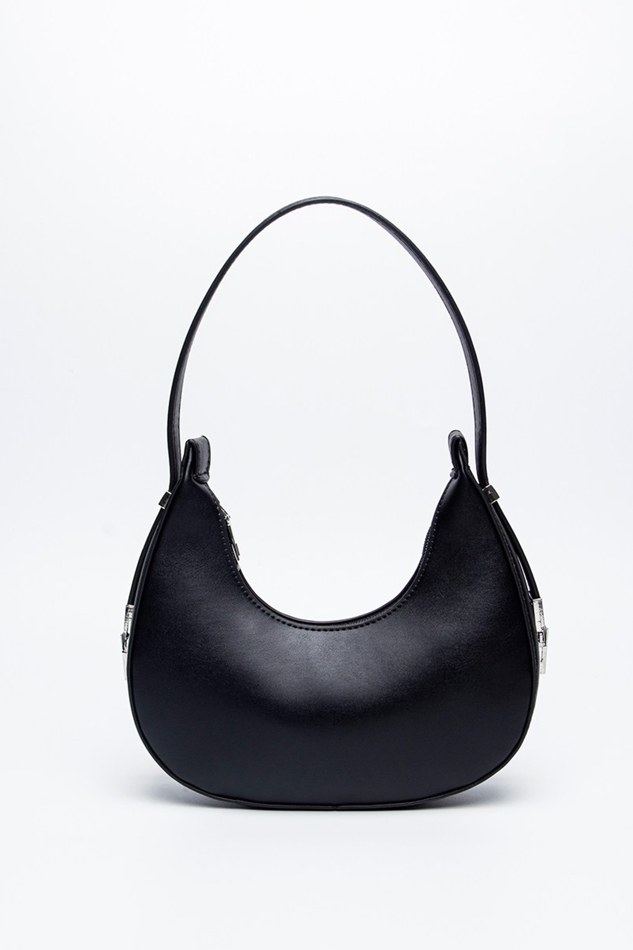 Фото сумок и аксессуаров для маркетплейсов | Фотограф в Москве Фотостудия AURA | АУРА. Предметная фотостудия AURA