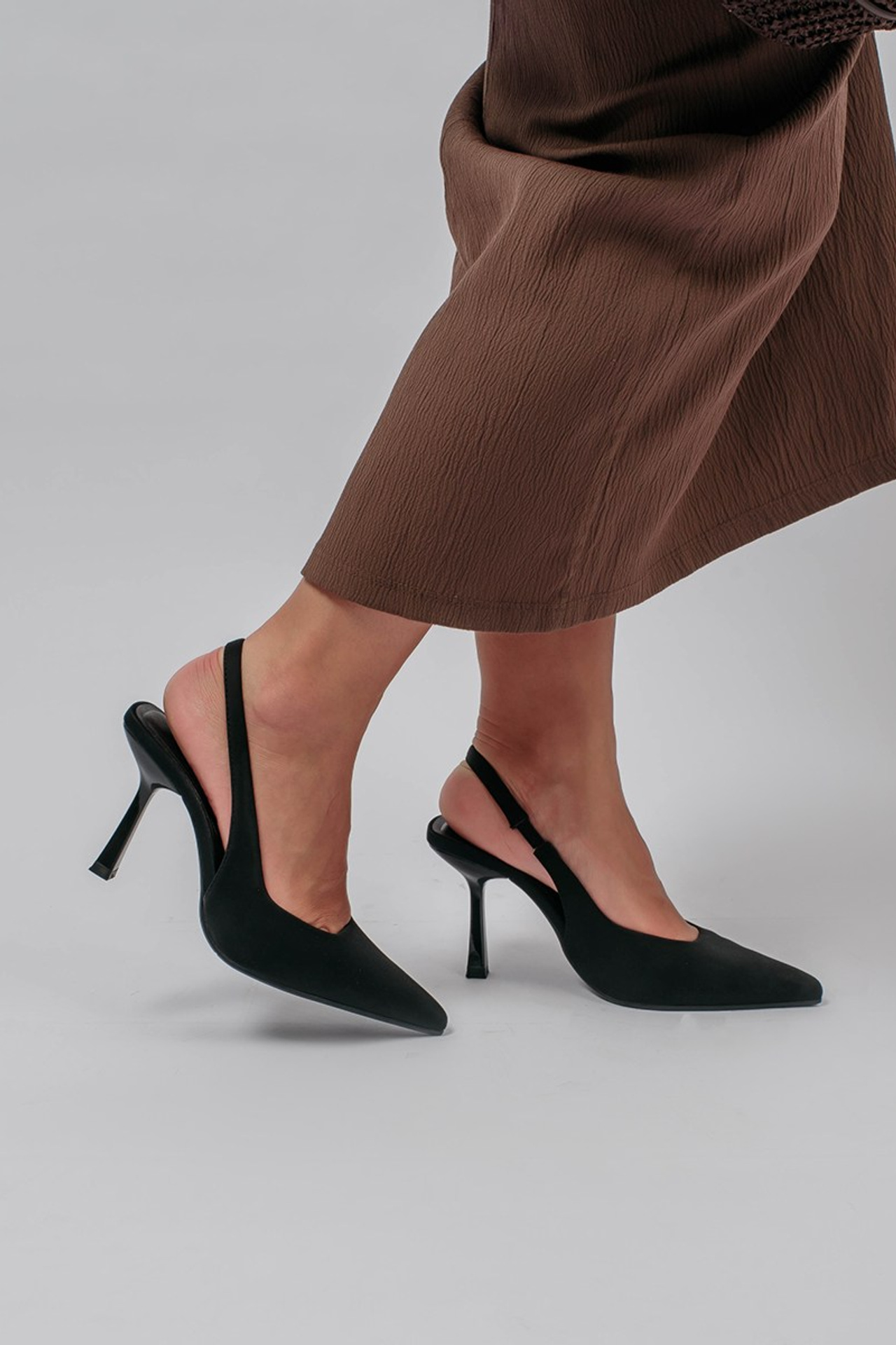 Фотосъёмка одежды и обуви для маркетплейсов | Москва Фотостудия AURA | АУРА. Предметная фотостудия AURA