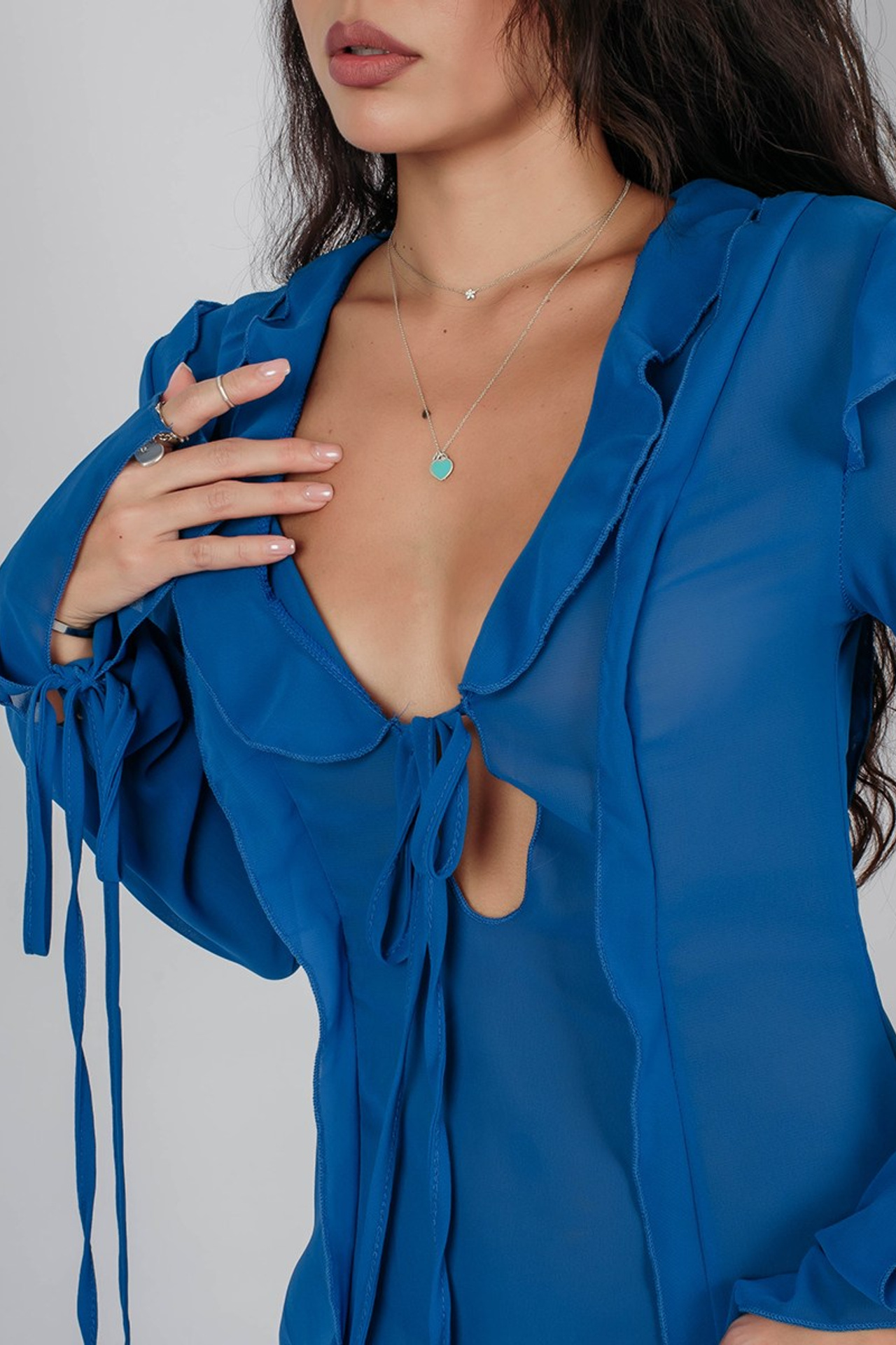 Фотосъёмка одежды и обуви для маркетплейсов | Москва Фотостудия AURA | АУРА. Предметная фотостудия AURA