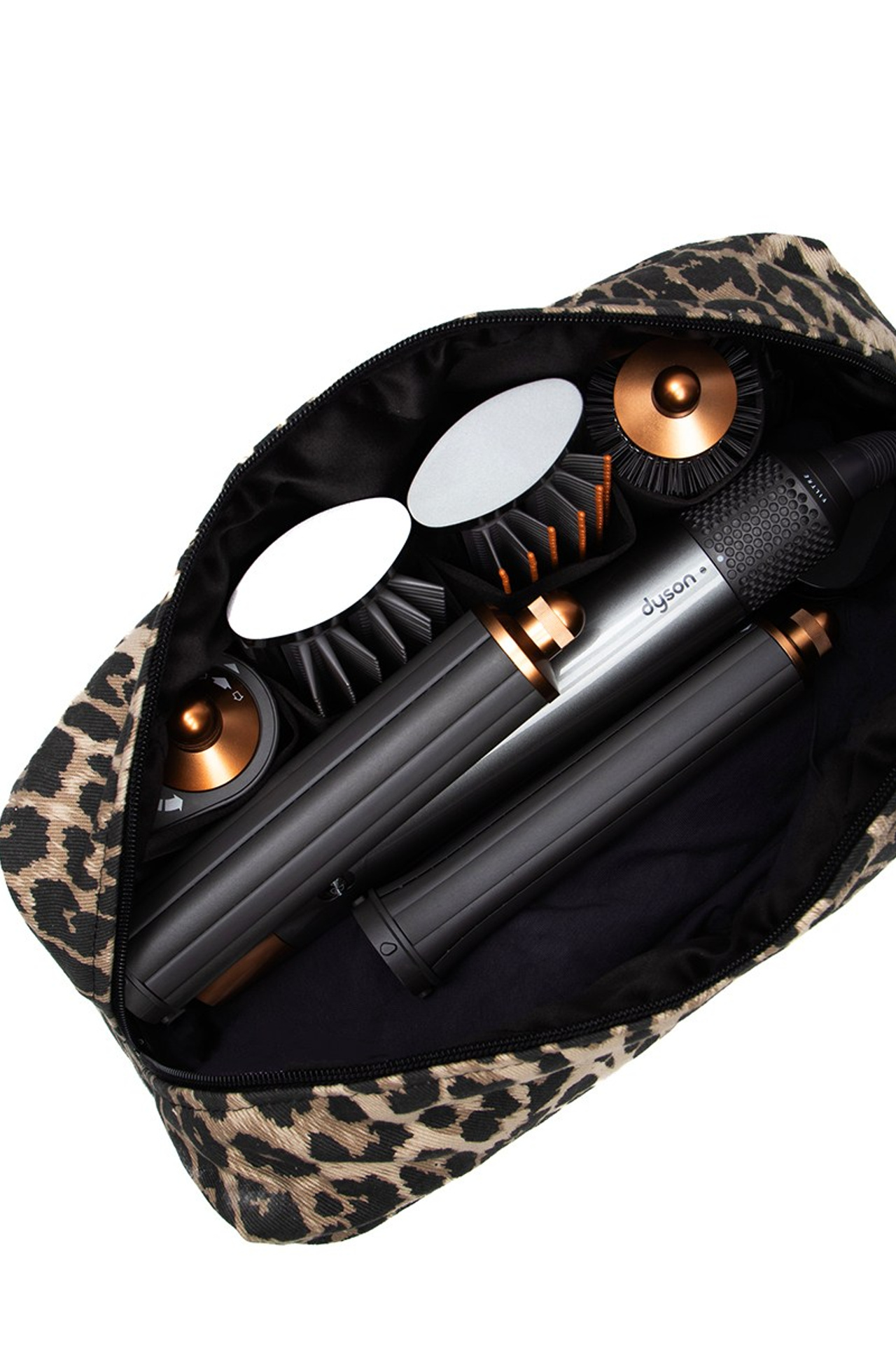 Фото сумок и аксессуаров для маркетплейсов | Фотограф в Москве Фотостудия AURA | АУРА. Предметная фотостудия AURA