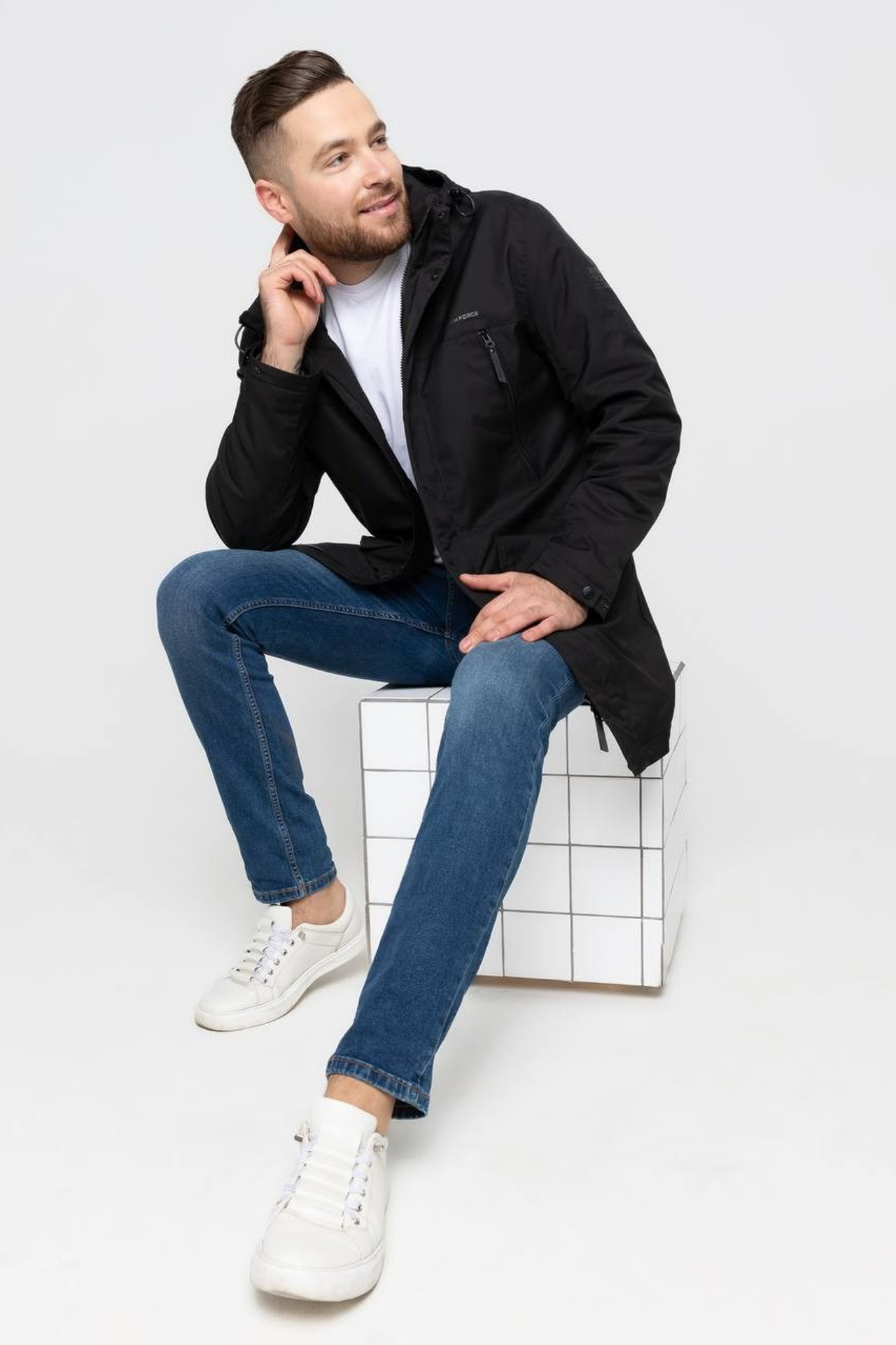 Александр 52 — XL / рост — 190. Предметная фотостудия AURA