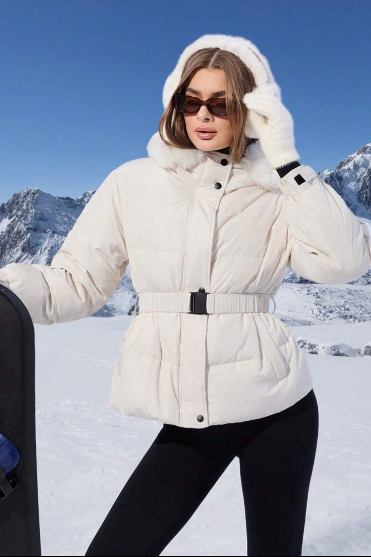 BOOK. MONSTERA MODELS