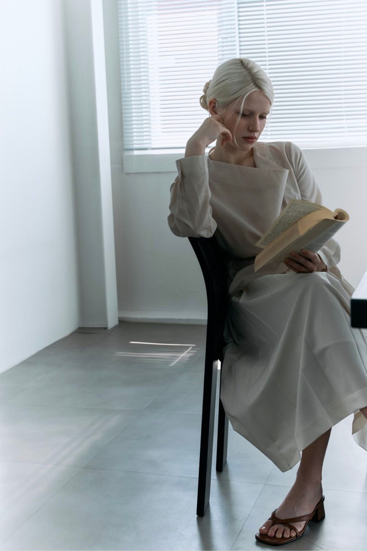 BOOK. MONSTERA MODELS