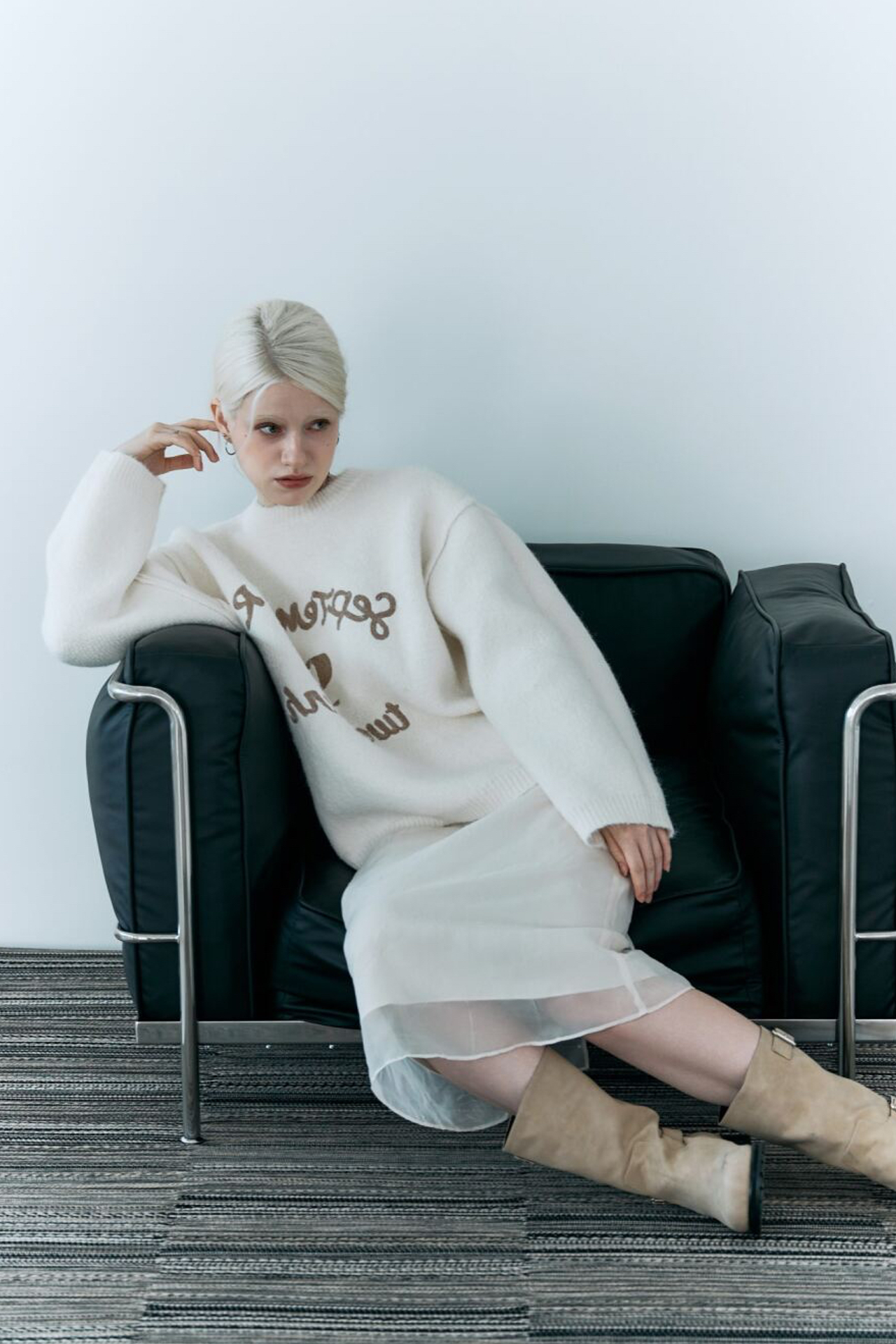 BOOK. MONSTERA MODELS