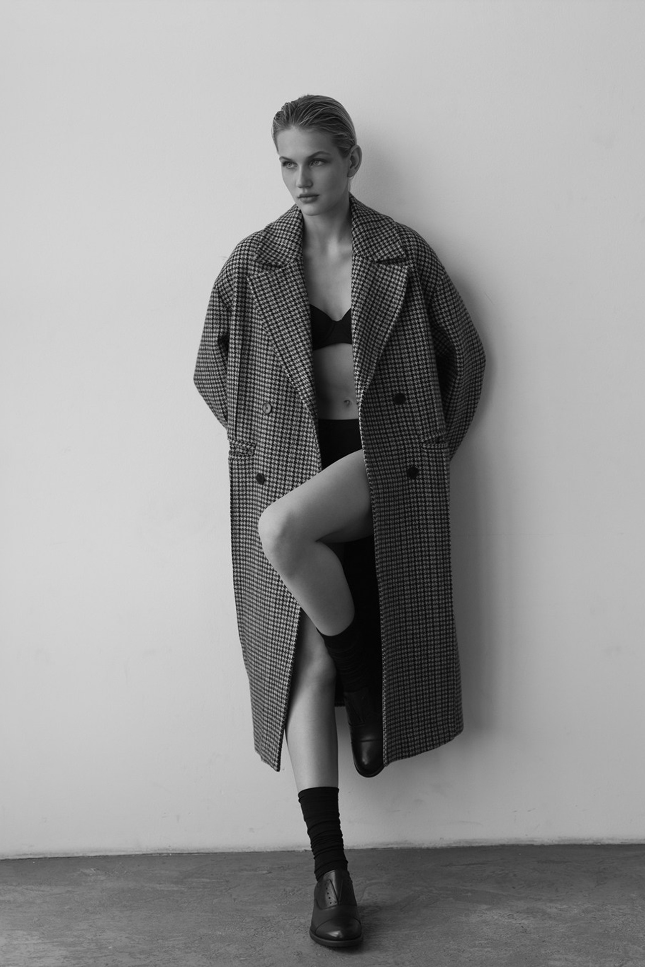 BOOK. MONSTERA MODELS