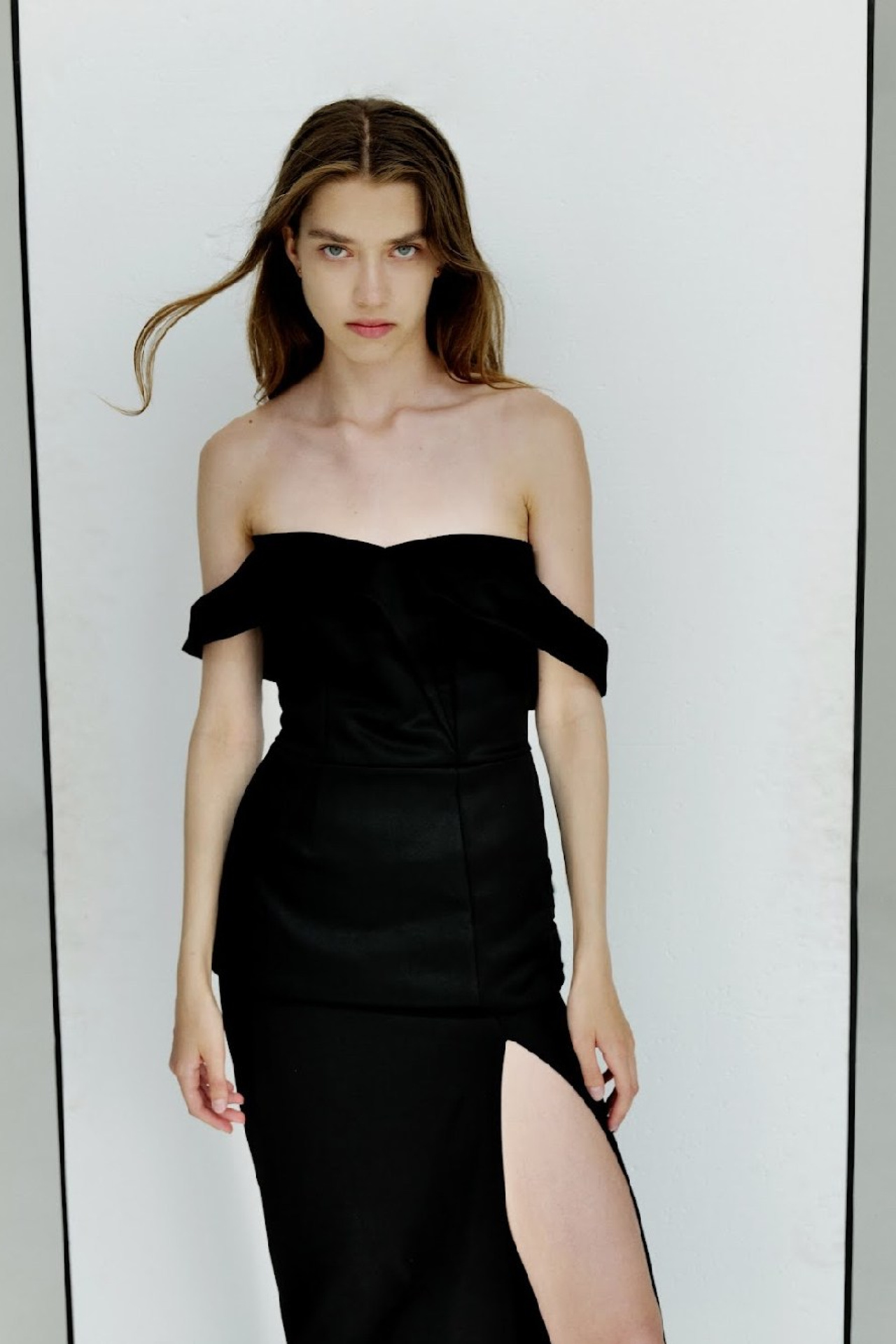 BOOK. MONSTERA MODELS