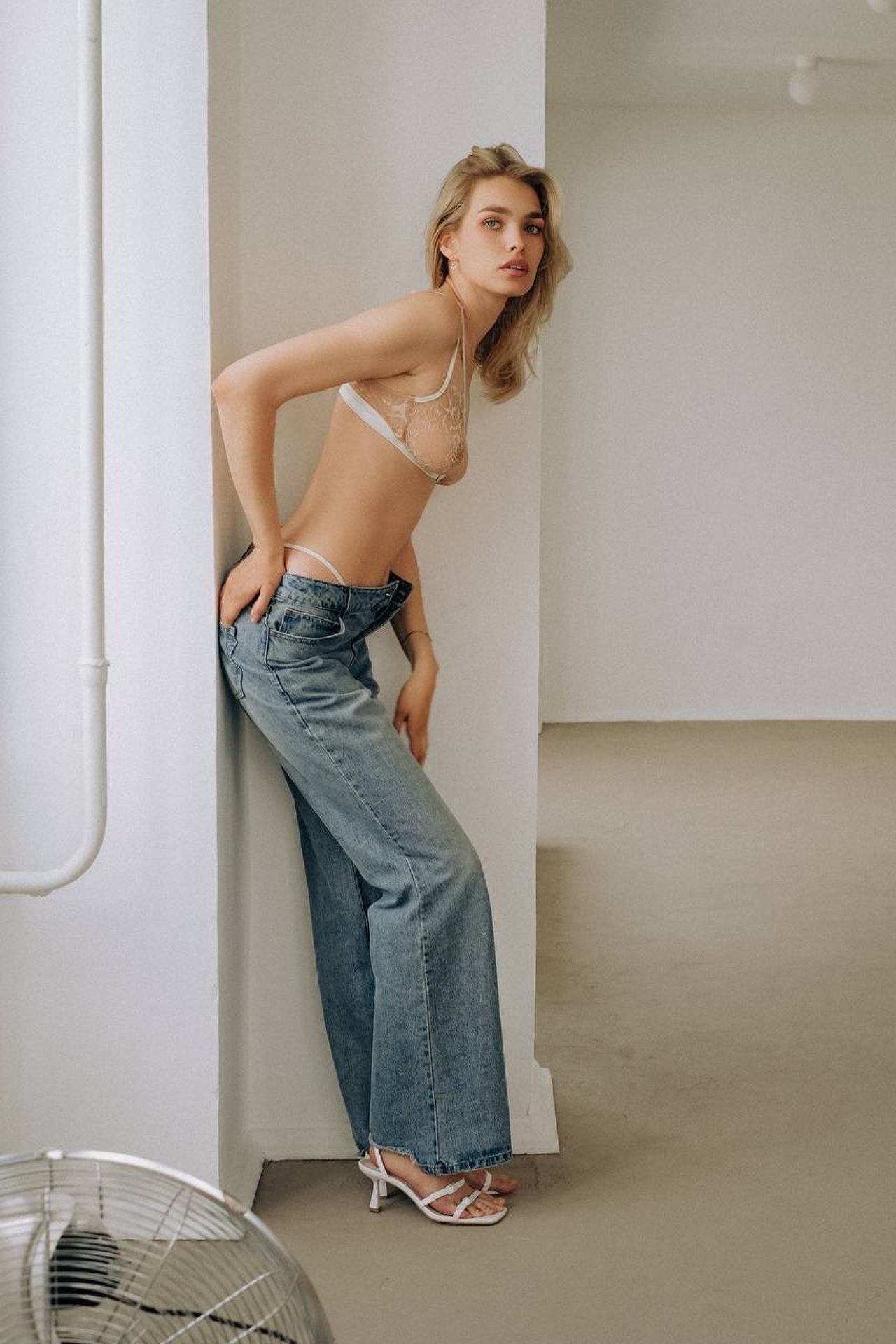 BOOK. MONSTERA MODELS