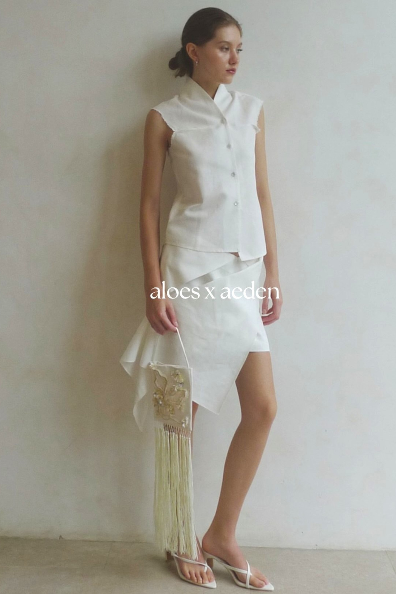 BOOK. MONSTERA MODELS