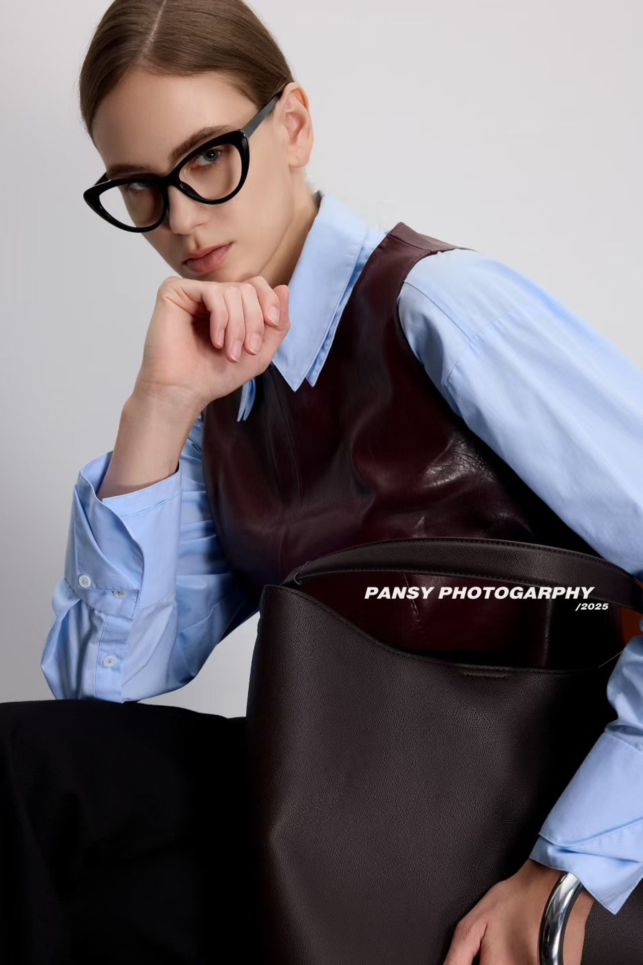 BOOK. MONSTERA MODELS