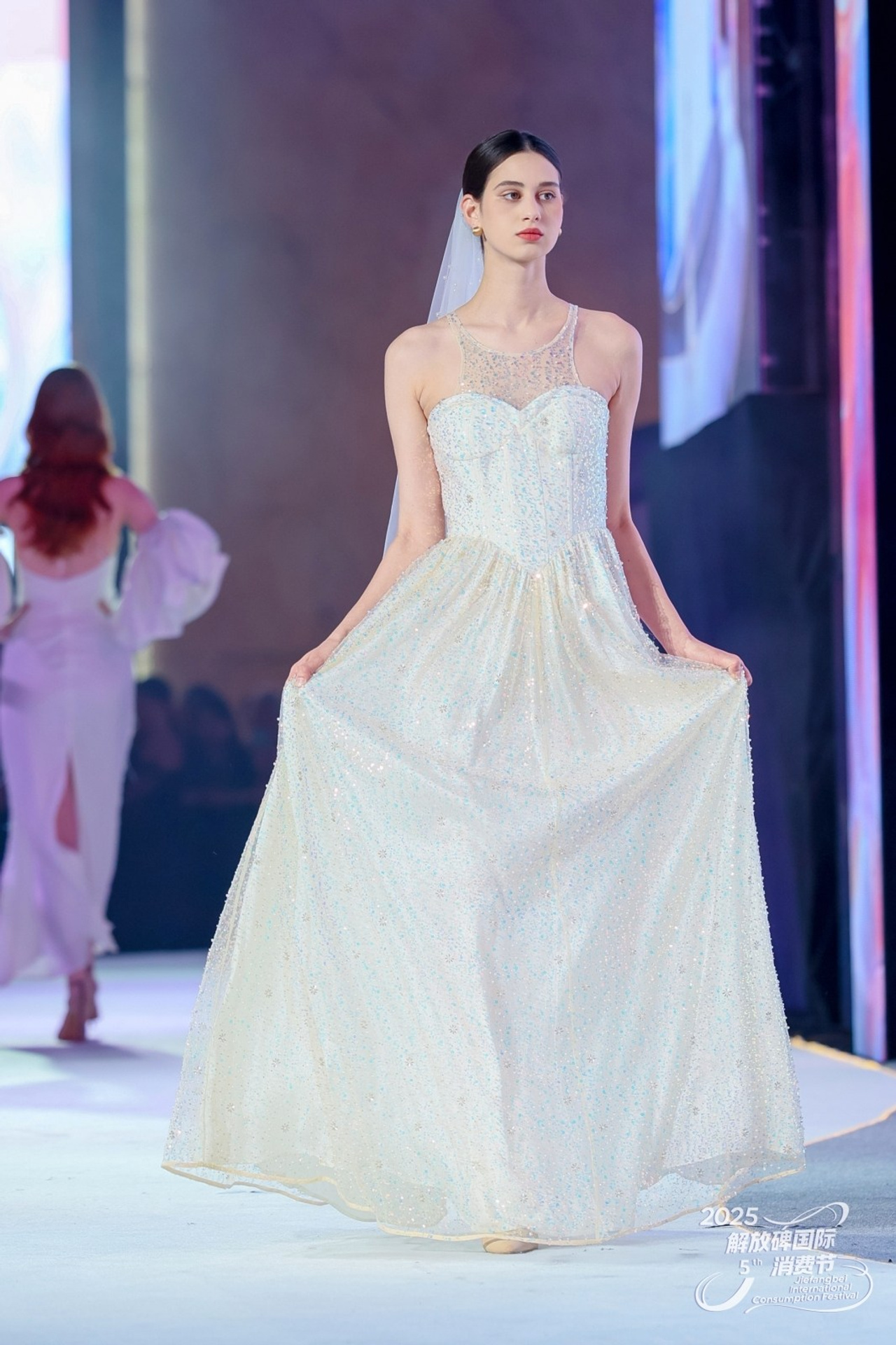 BOOK. MONSTERA MODELS