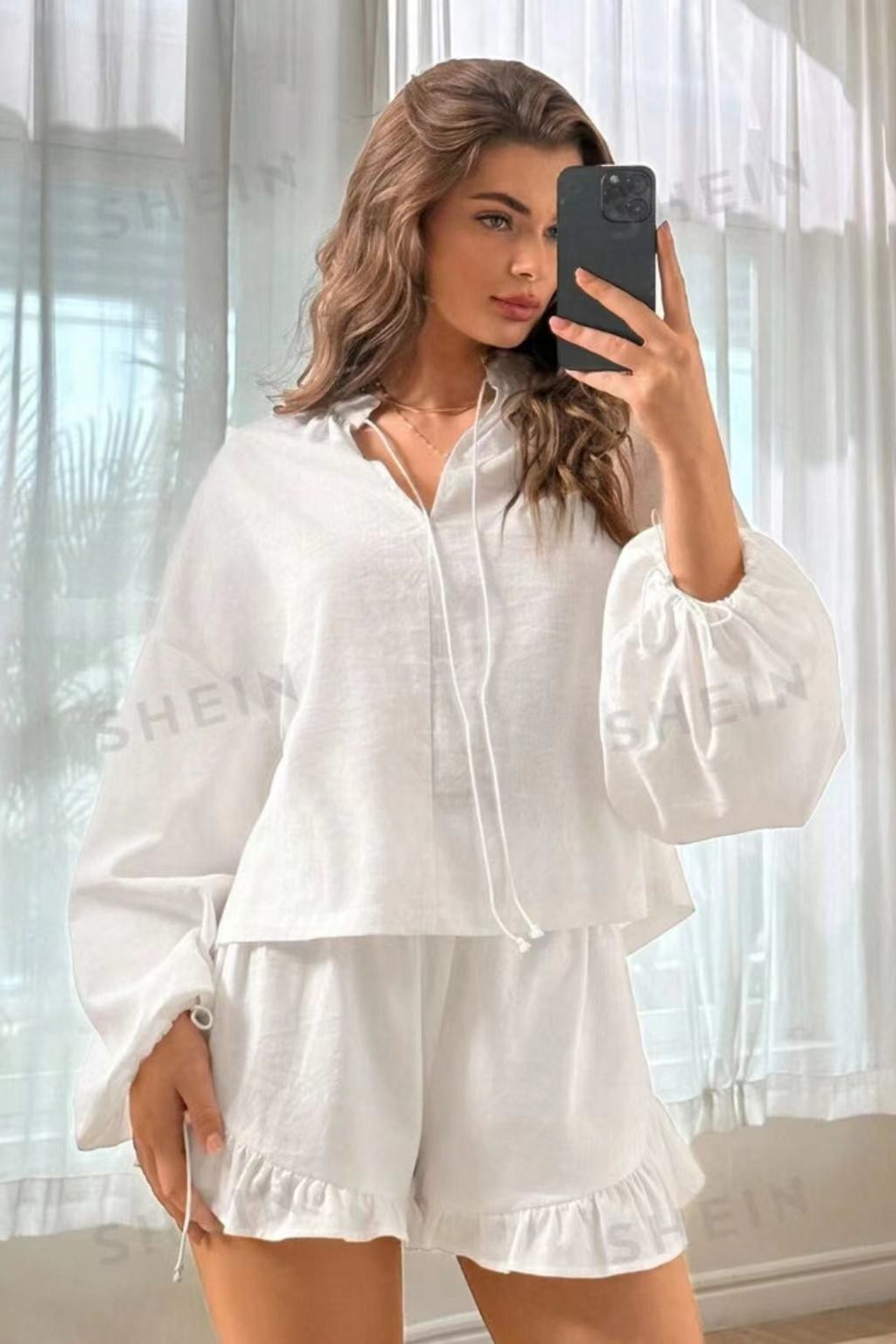 BOOK. MONSTERA MODELS