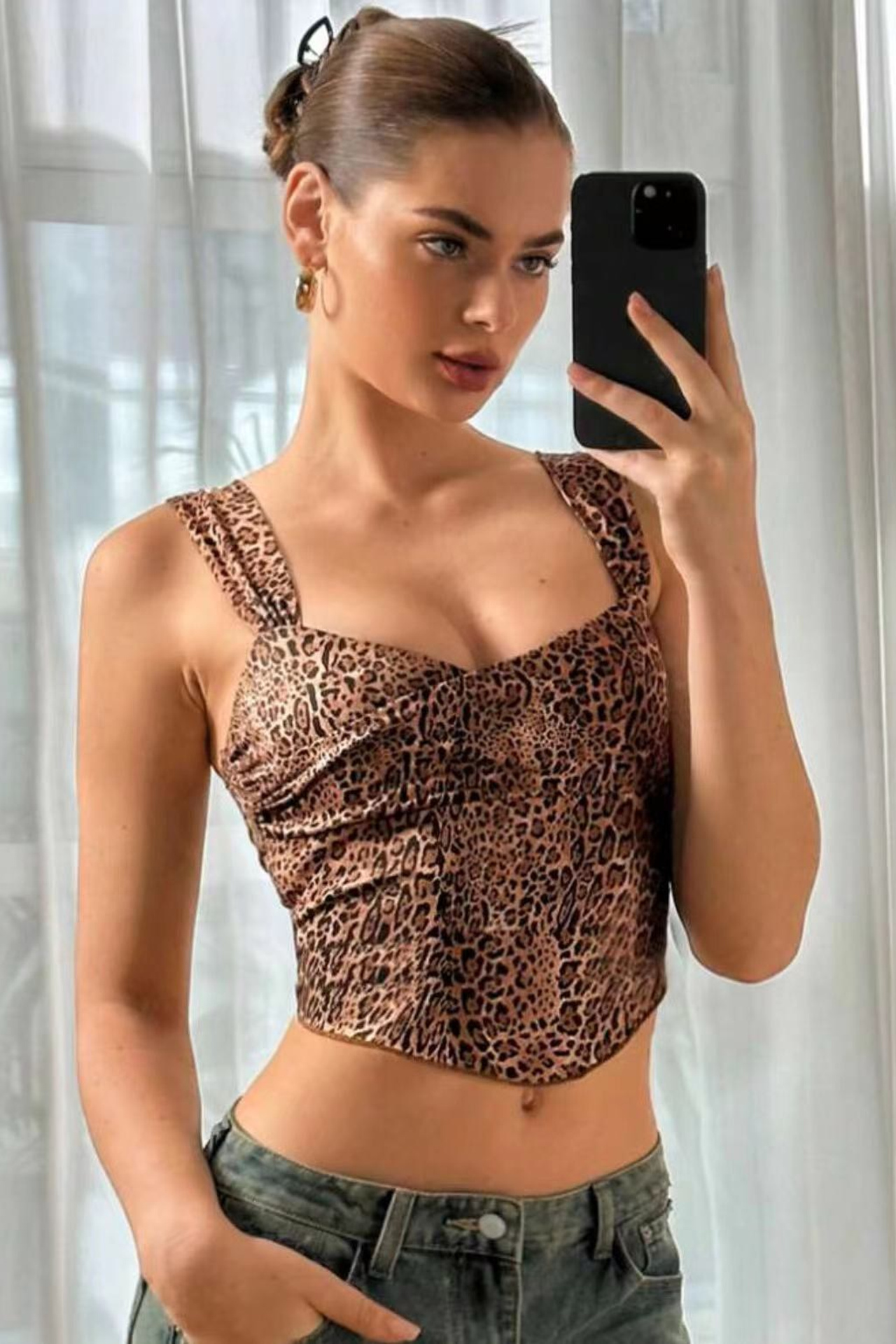 BOOK. MONSTERA MODELS