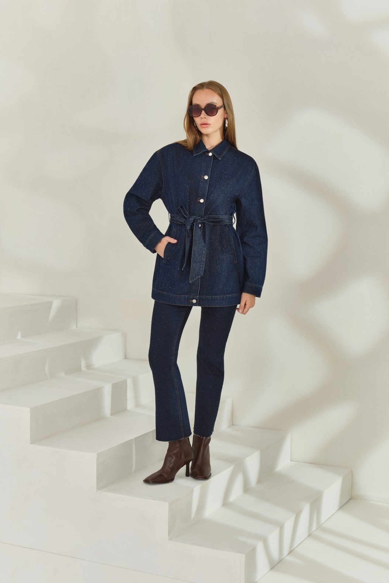 BOOK. MONSTERA MODELS